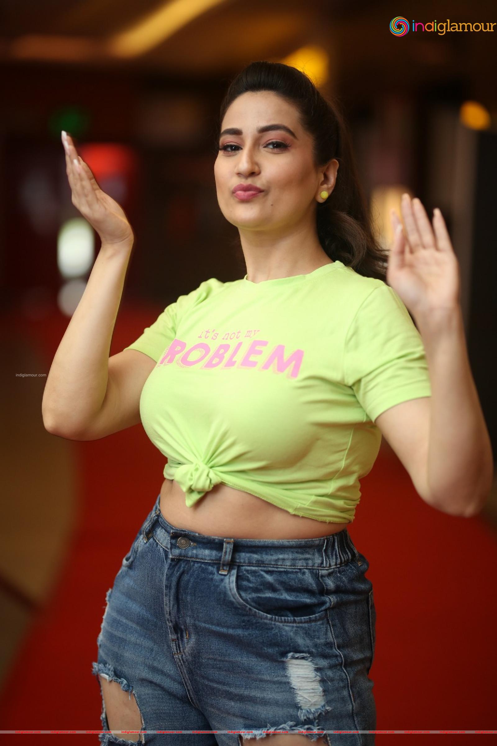 Manjusha Actress hd photo