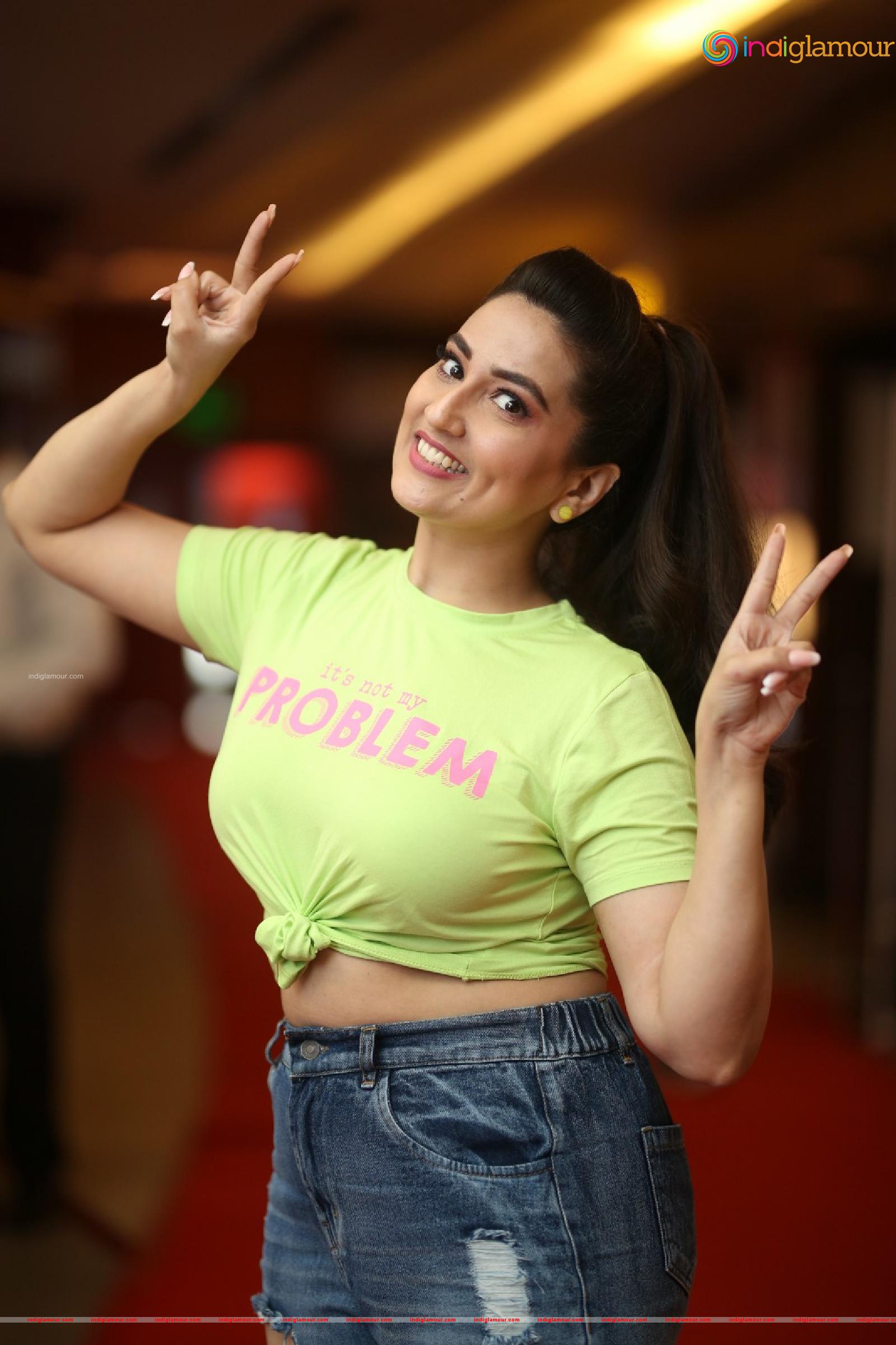 Manjusha Actress hd photo