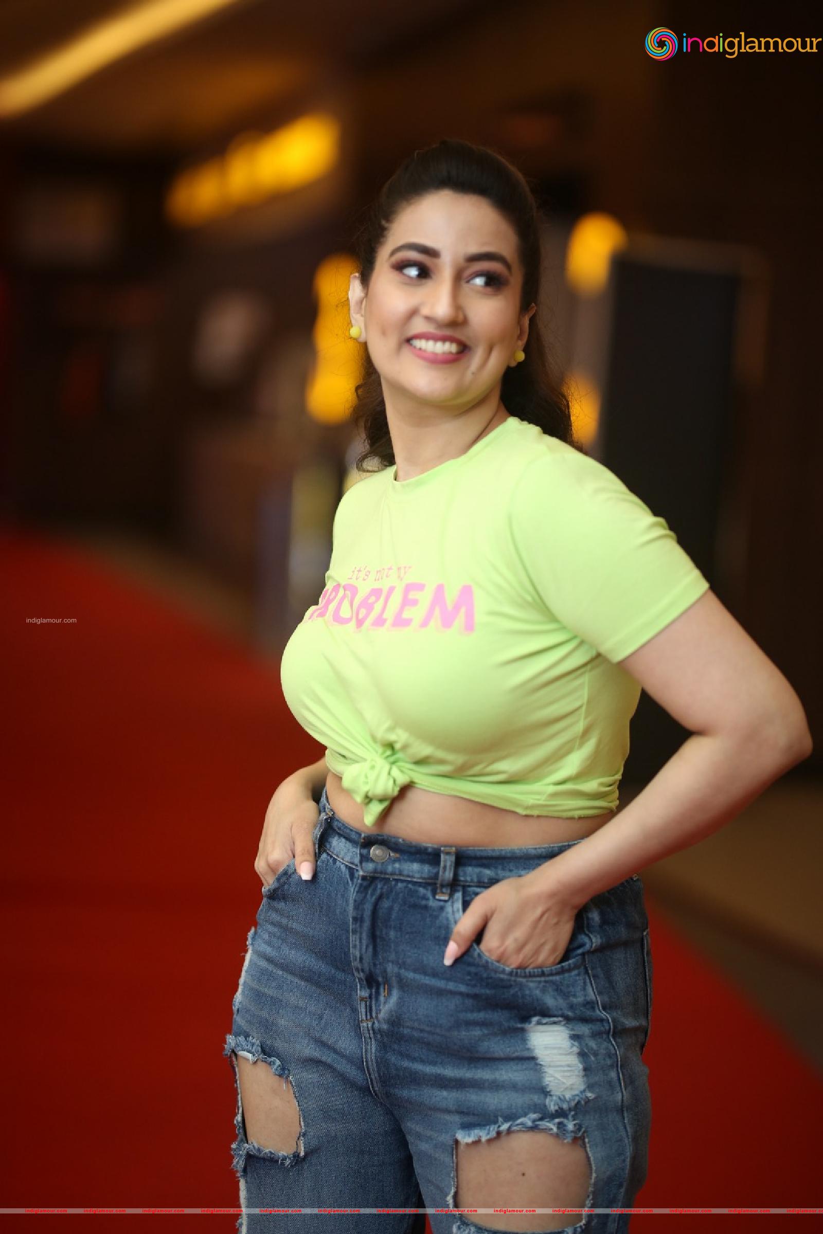 Manjusha Actress hd photo