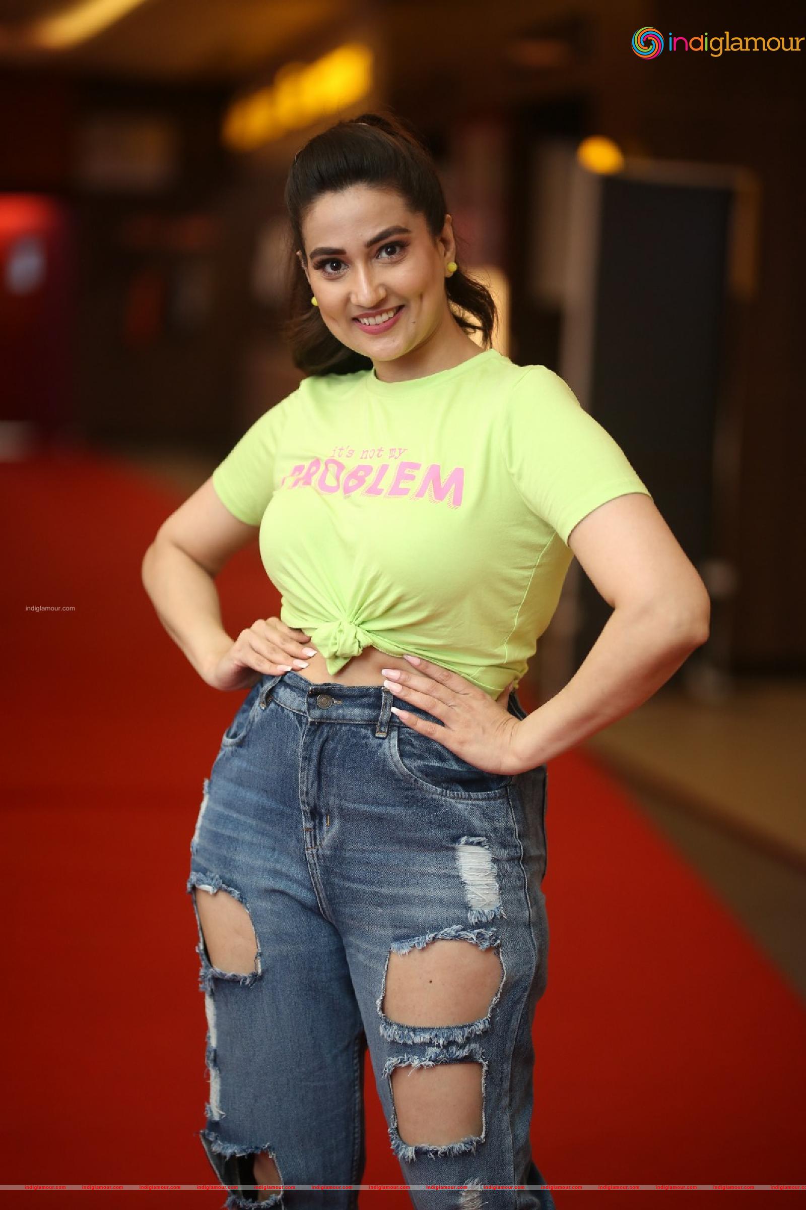 Manjusha Actress hd photo