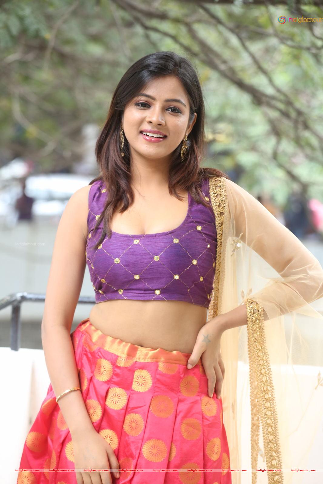 Renu Sri Actress hd photo