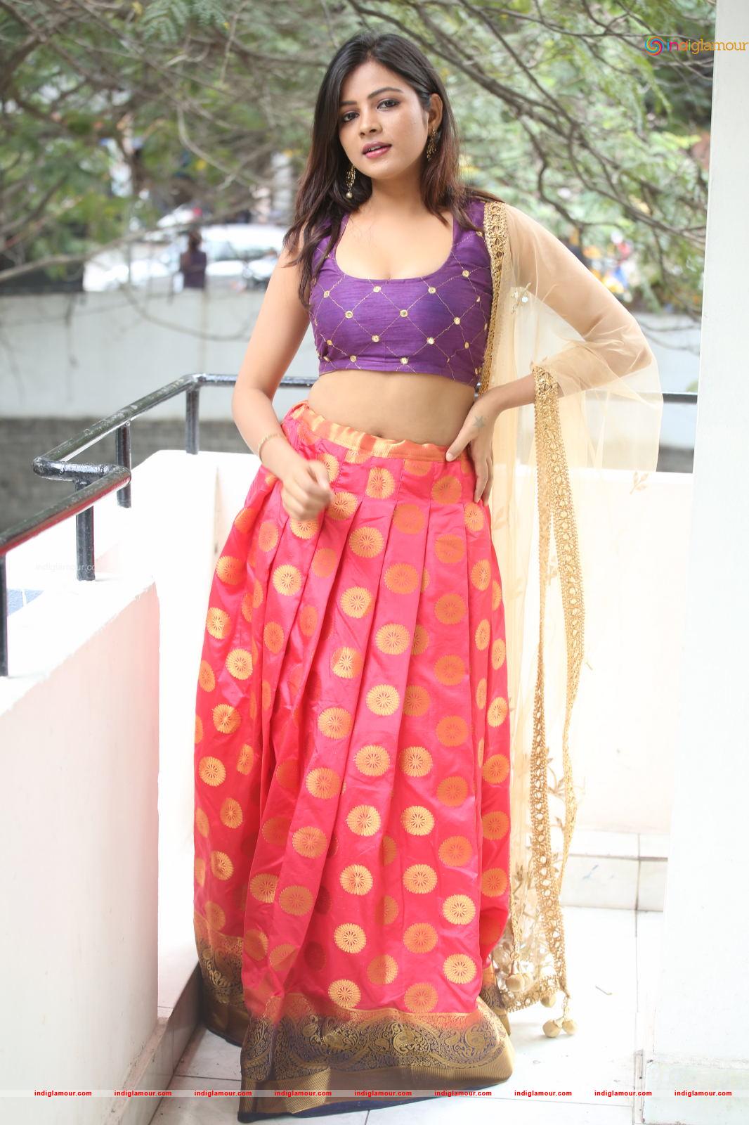 Renu Sri Actress hd photo