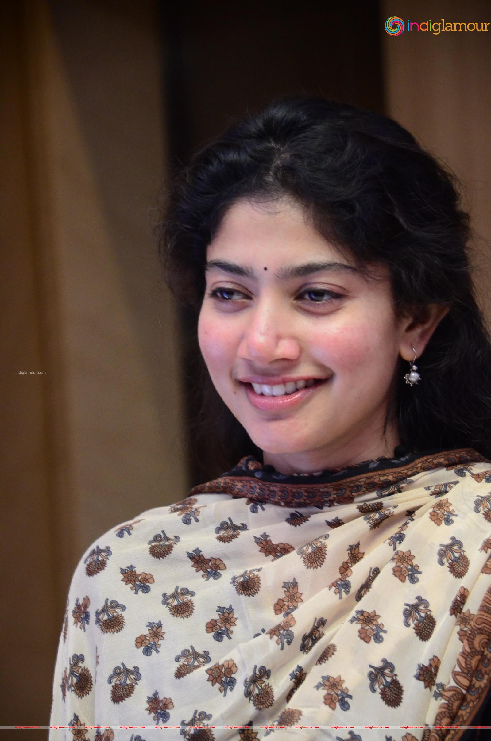 Sai Pallavi Actress hd photo