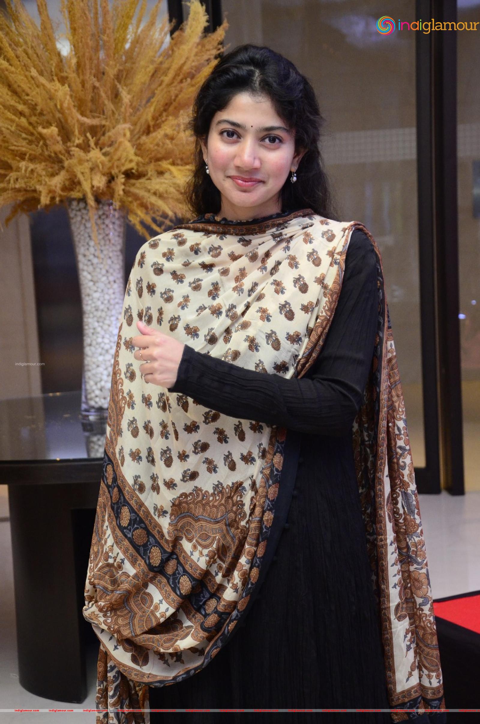 Sai Pallavi Actress hd photo