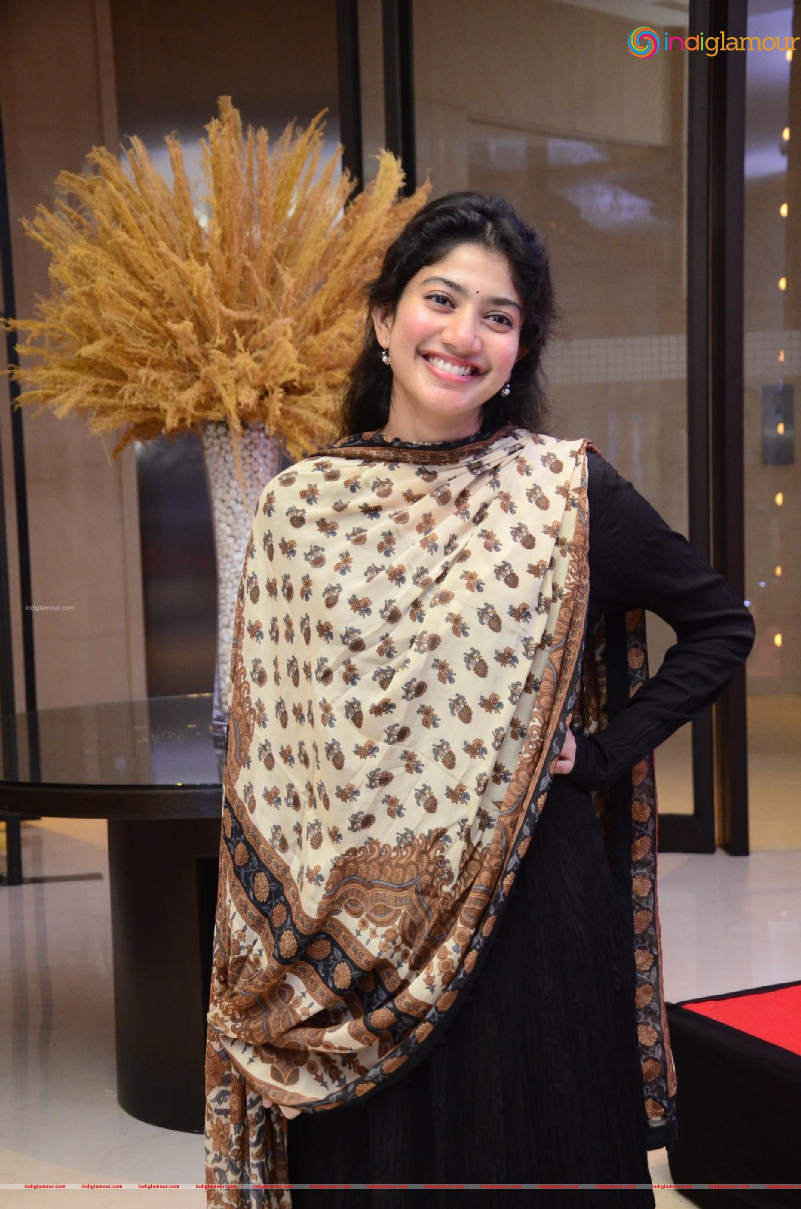 Sai Pallavi Actress hd photo