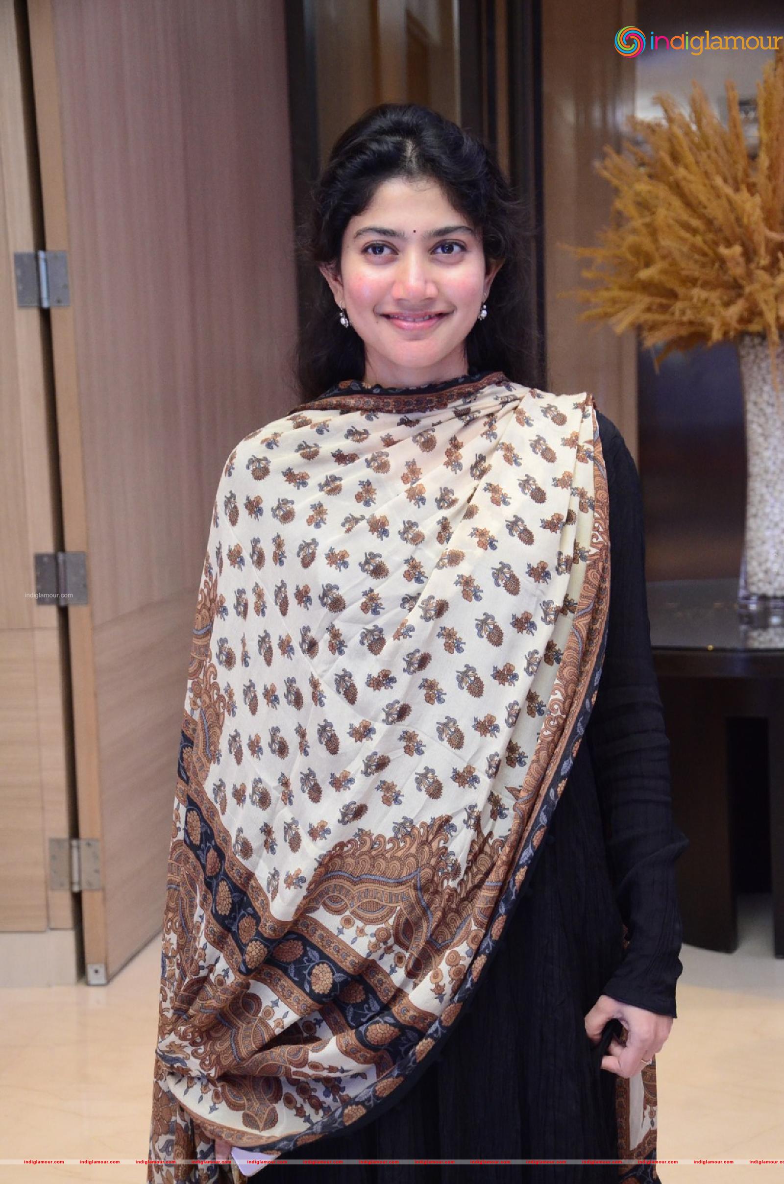 Sai Pallavi Actress hd photo