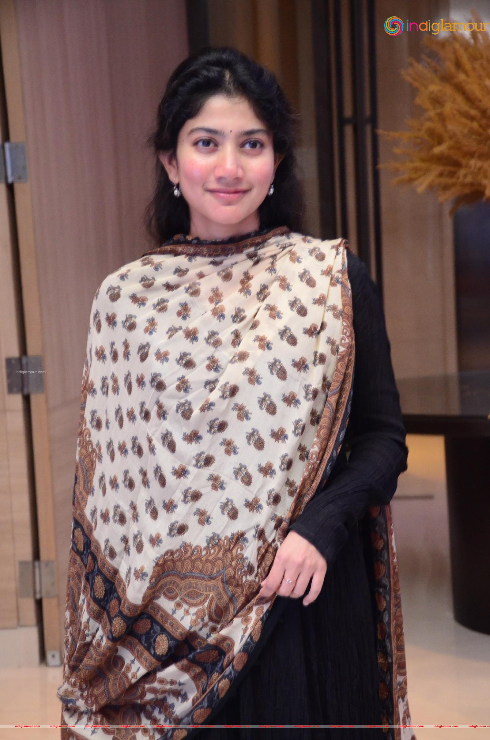 Sai Pallavi Actress hd photo