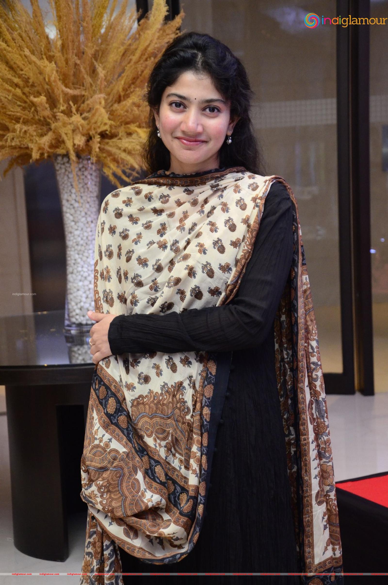 Sai Pallavi Actress hd photo