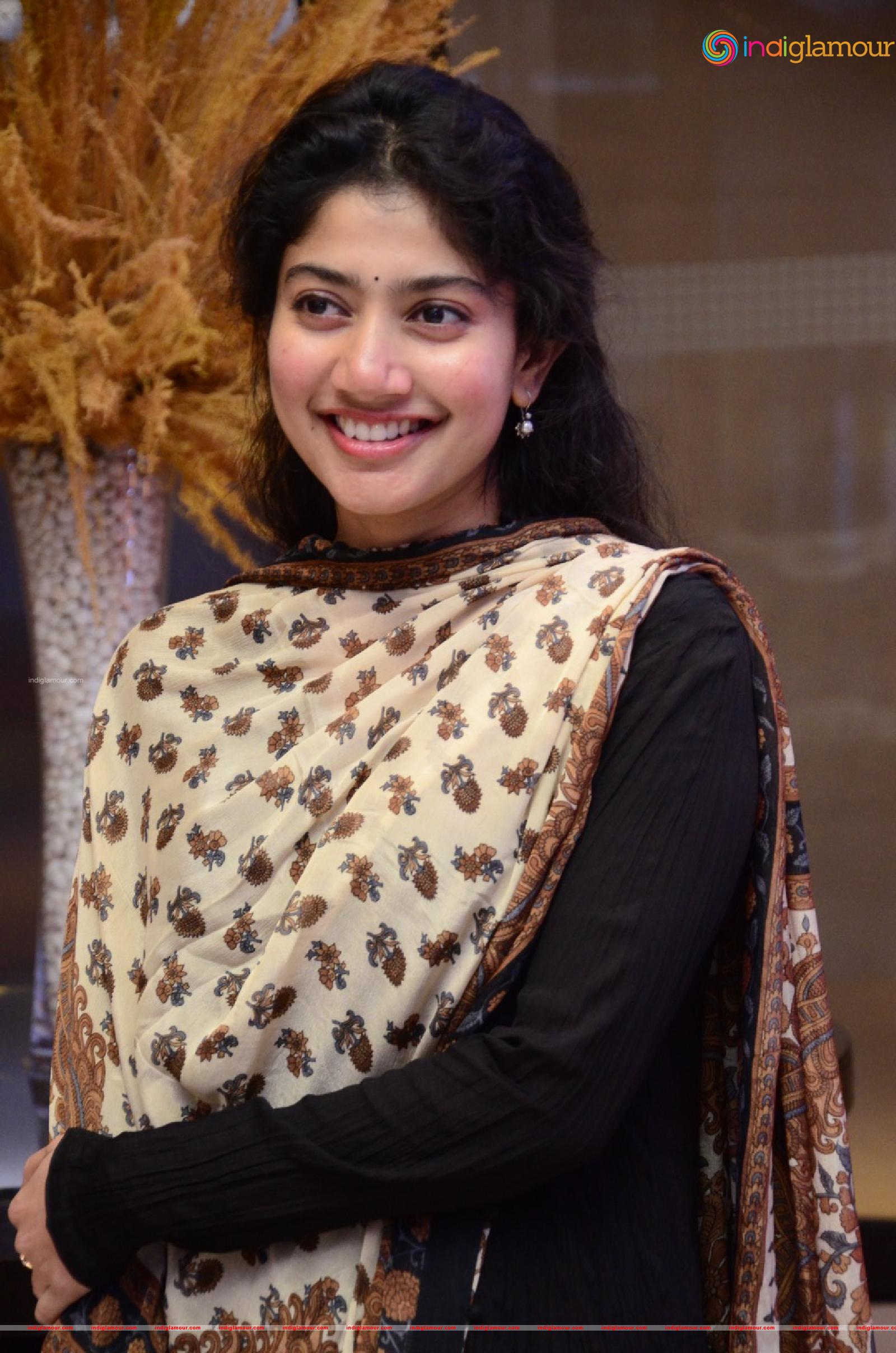 Sai Pallavi Actress hd photo