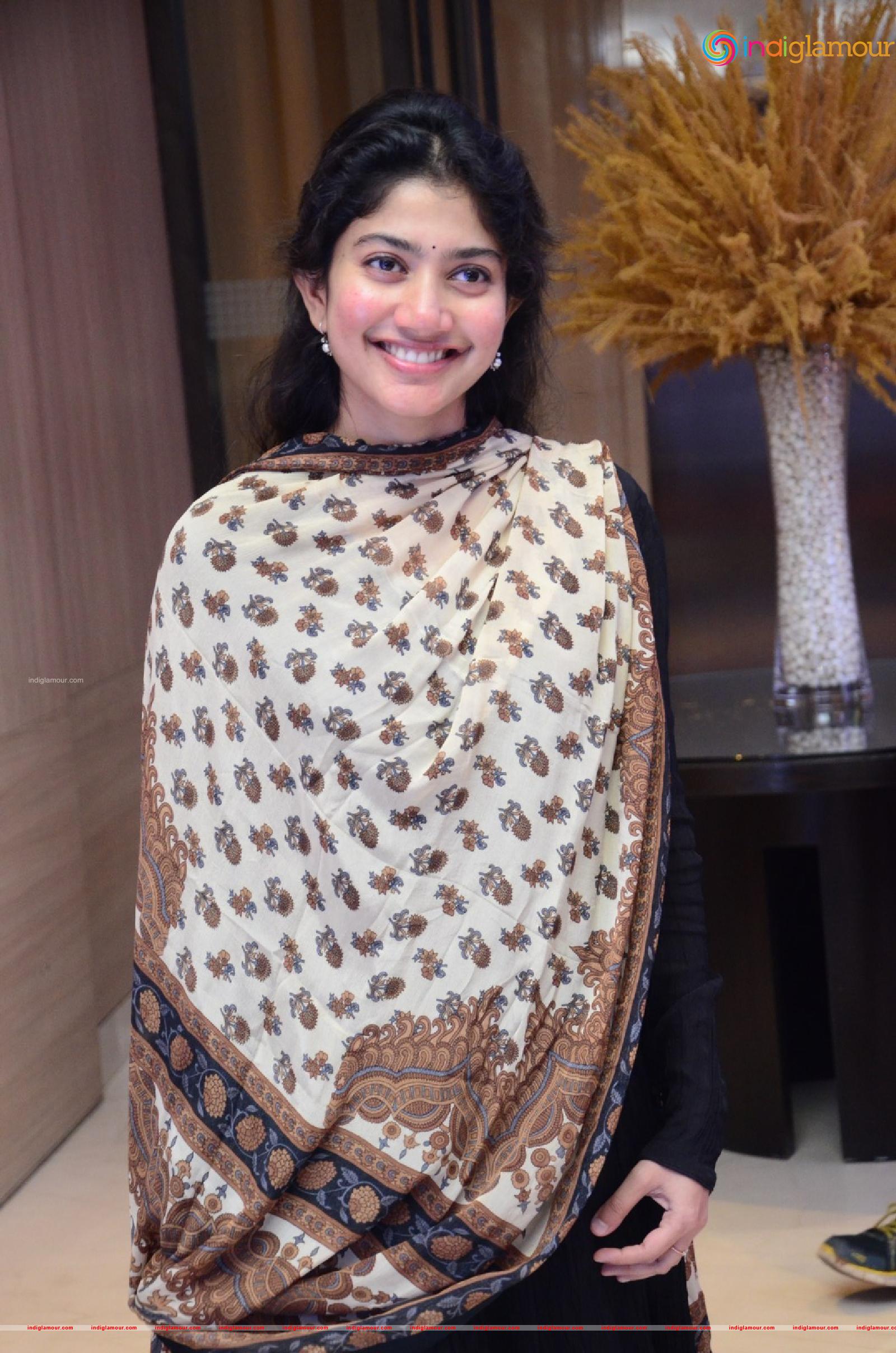 Sai Pallavi Actress hd photo