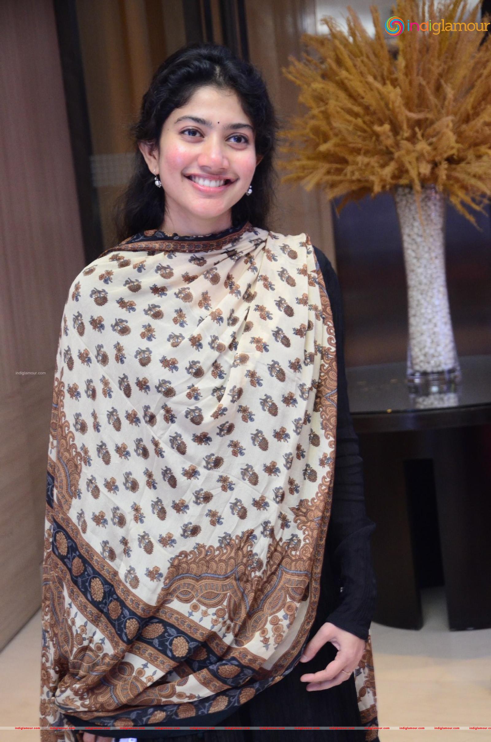 Sai Pallavi Actress hd photo