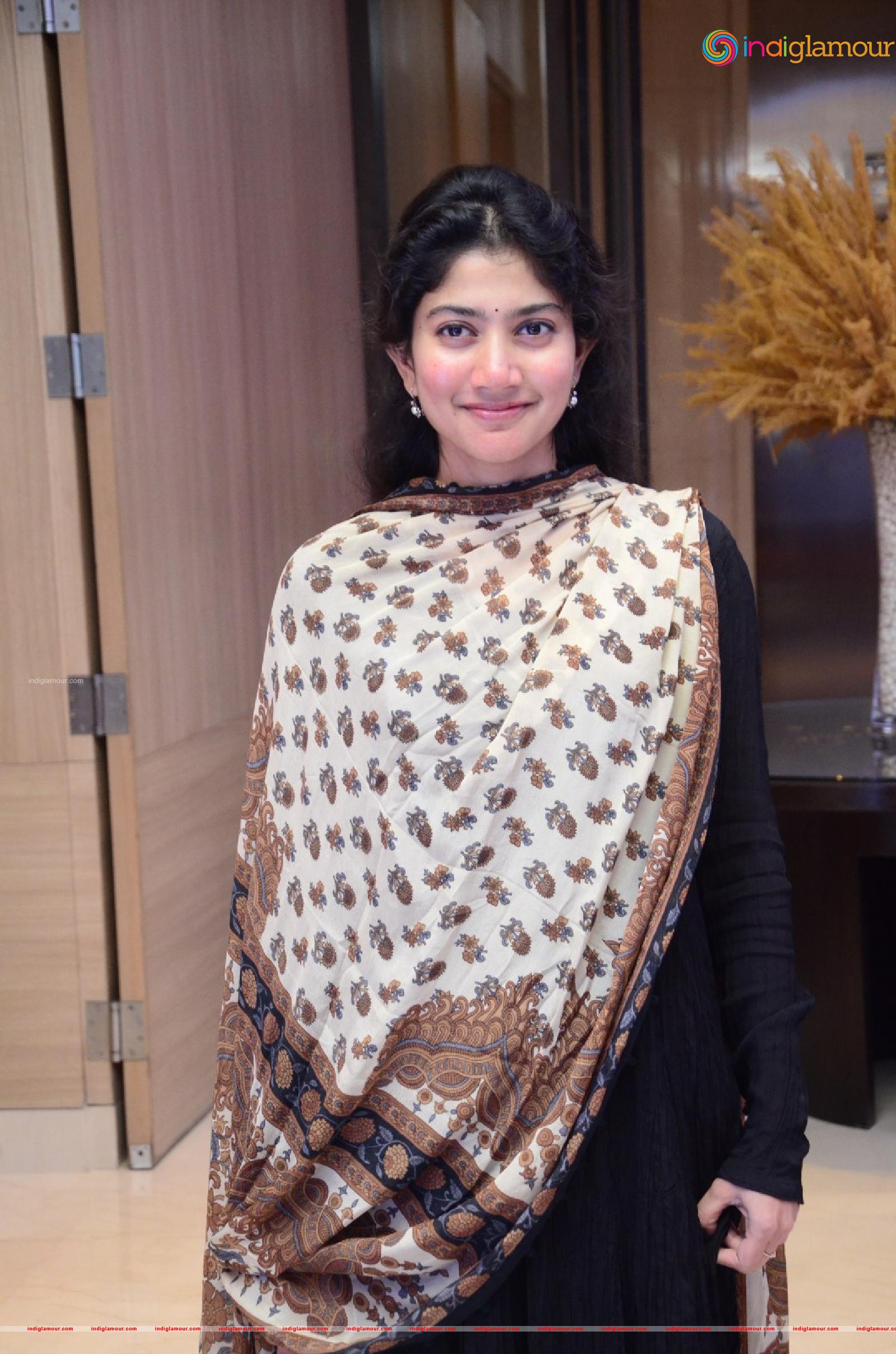 Sai Pallavi Actress hd photo