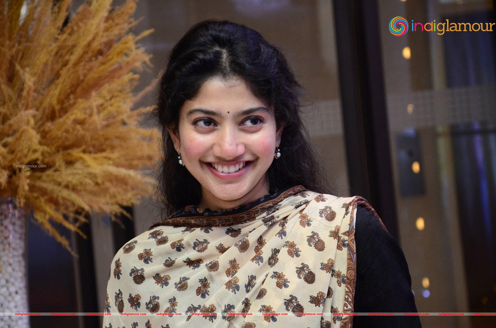 Sai Pallavi Actress hd photo