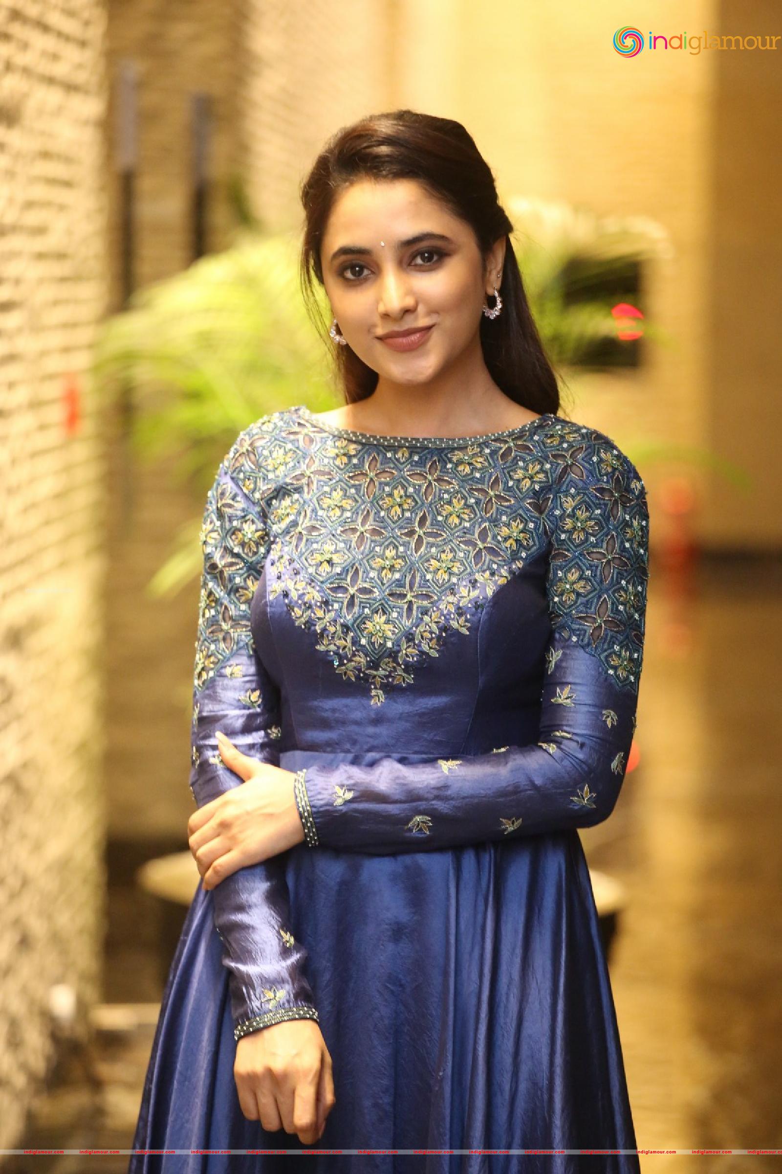 Priyanka Arul Mohan Actress hd photo