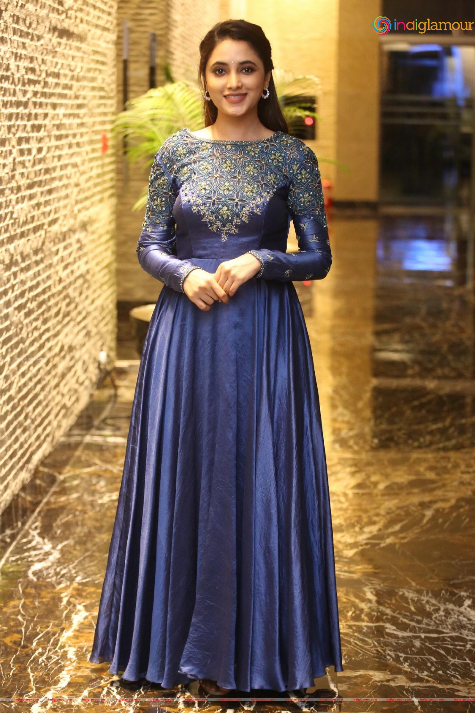 Priyanka Arul Mohan Actress hd photo