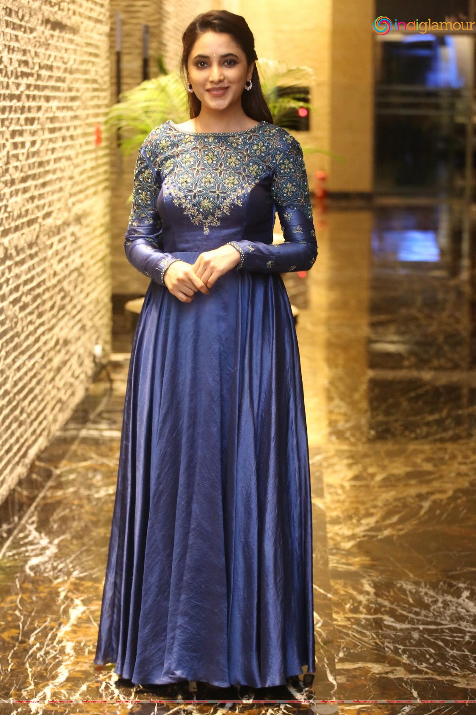 Priyanka Arul Mohan Actress hd photo