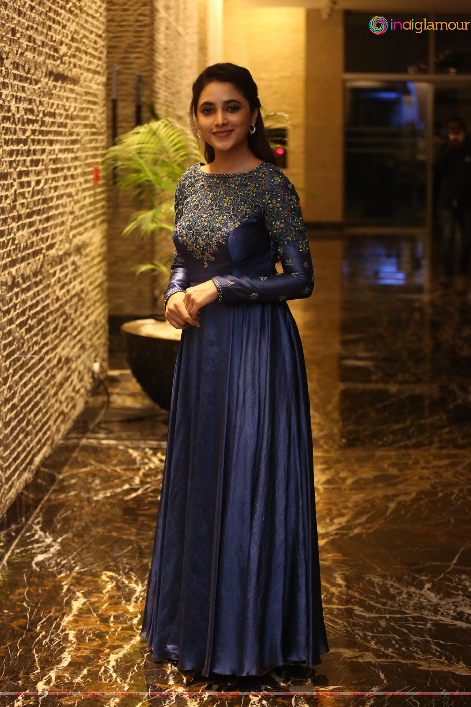 Priyanka Arul Mohan Actress hd photo