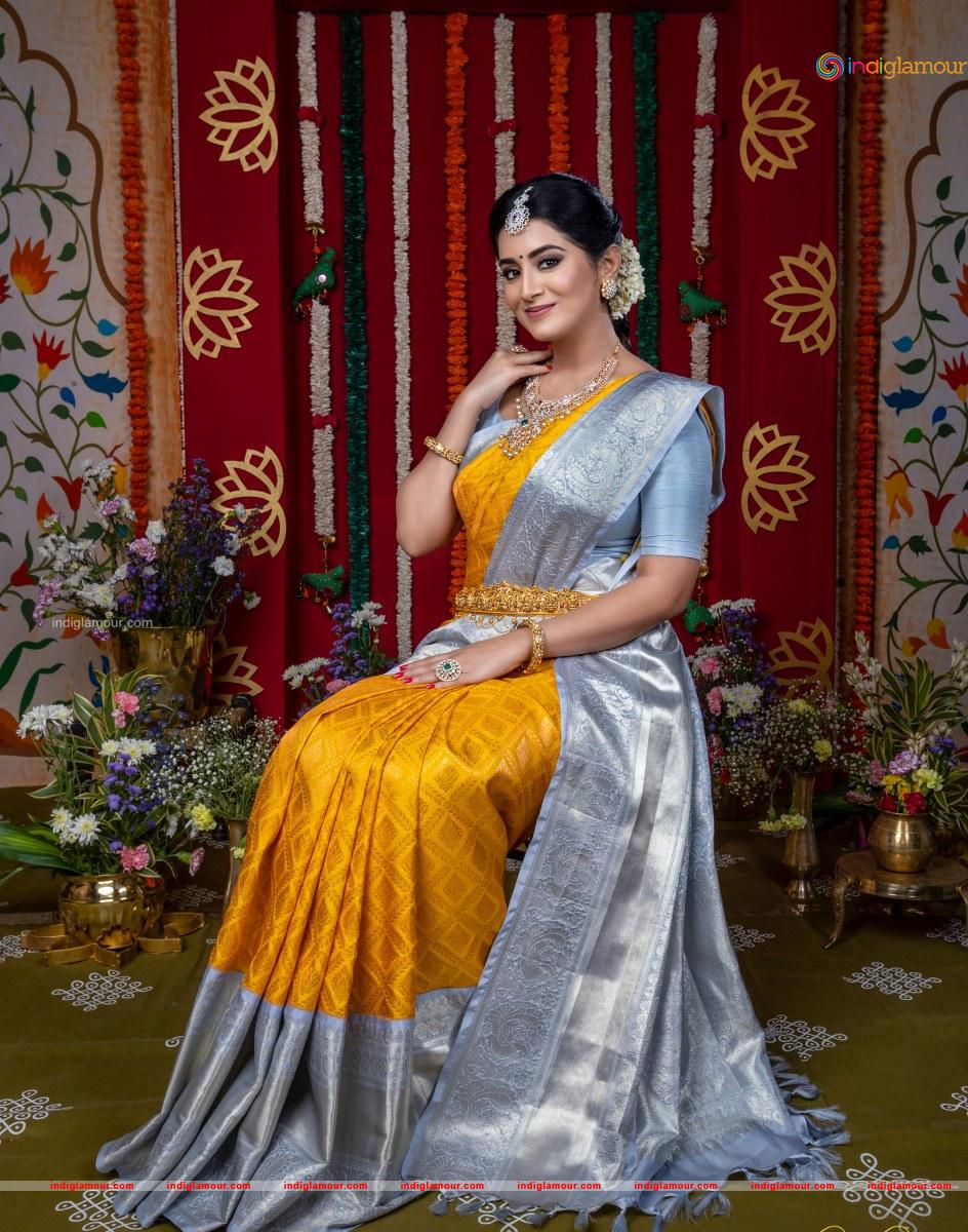Rashi Singh Actress hd photo