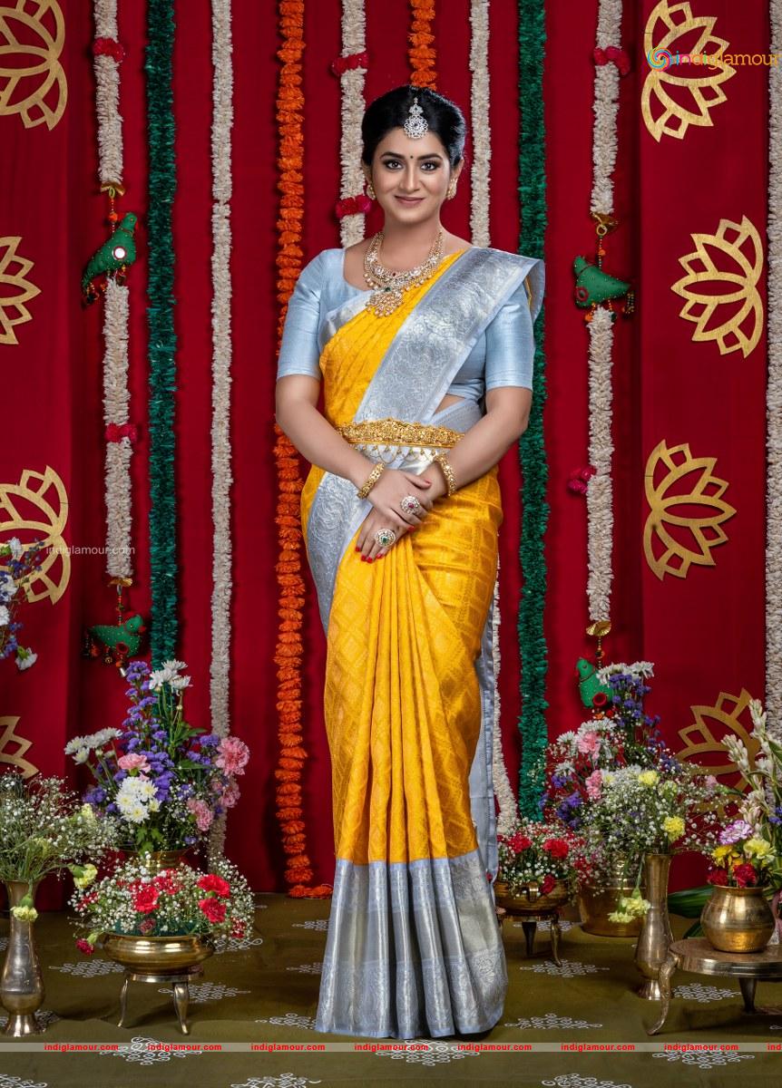 Rashi Singh Actress hd photo