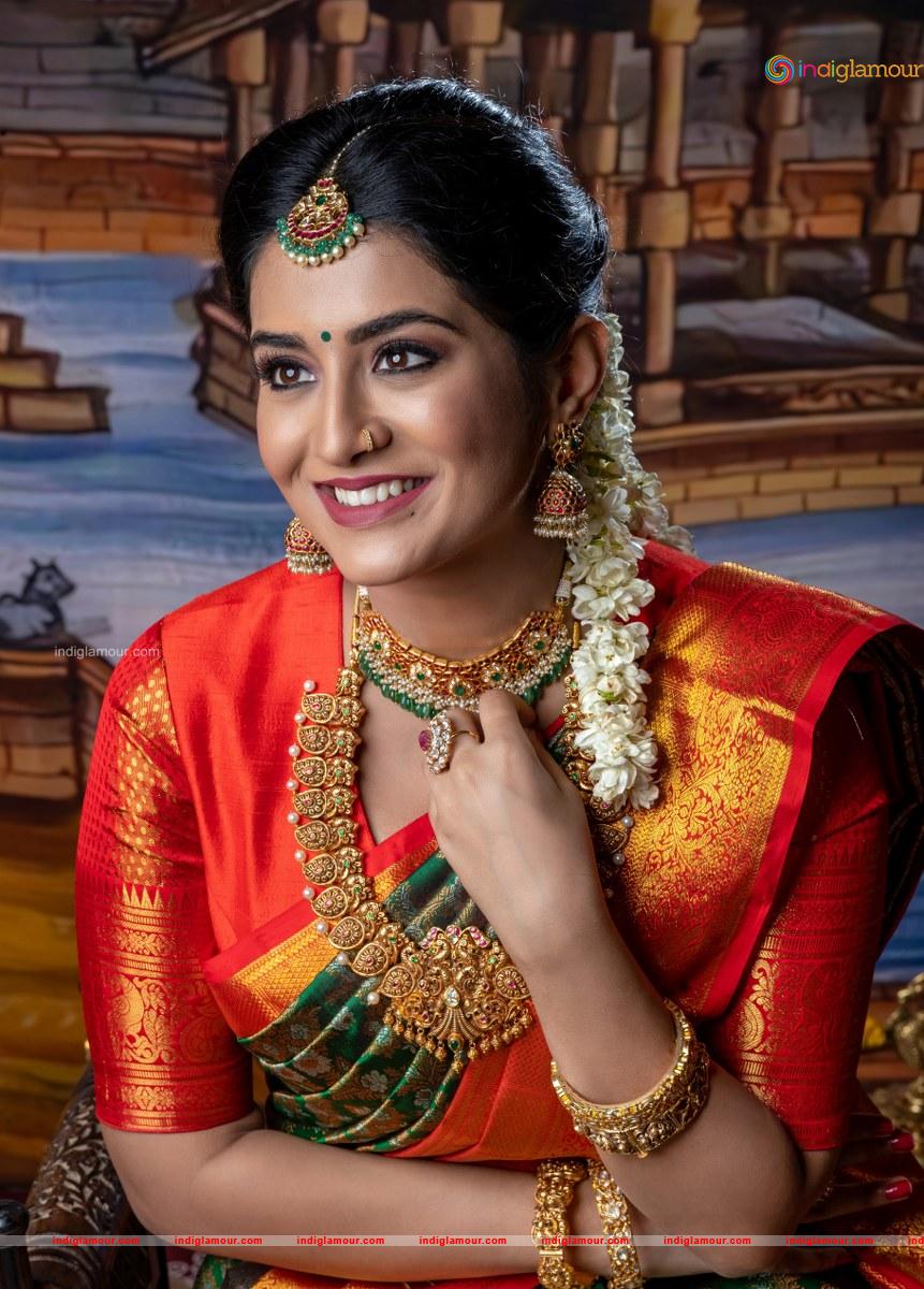 Rashi Singh Actress hd photo