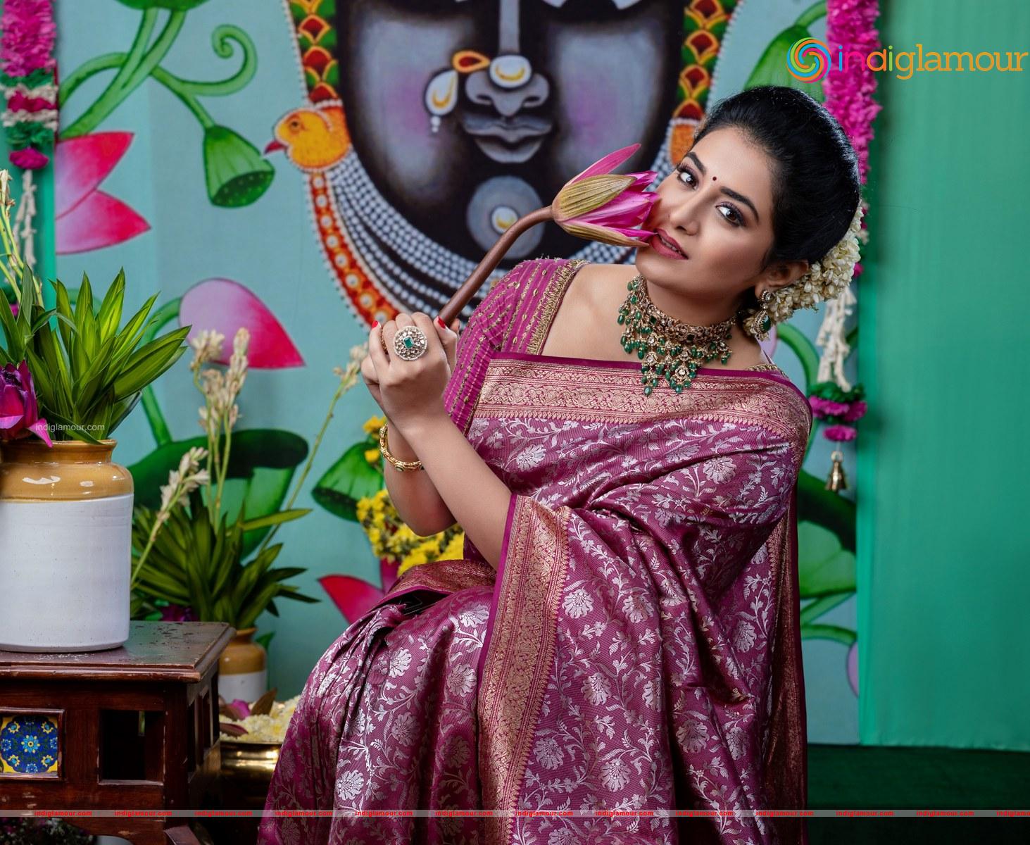 Rashi Singh Actress hd photo