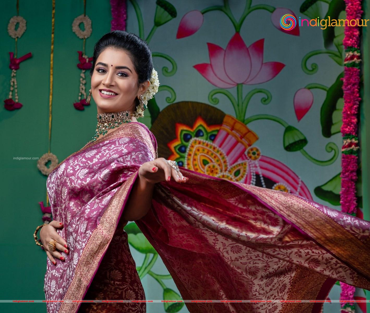 Rashi Singh Actress hd photo