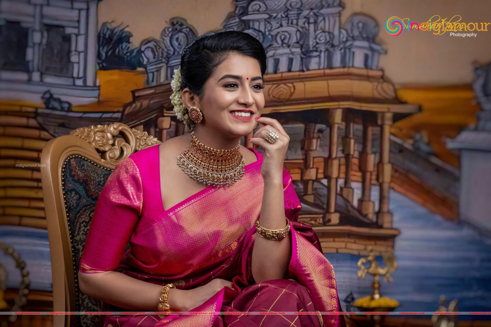 Rashi Singh Actress hd photo