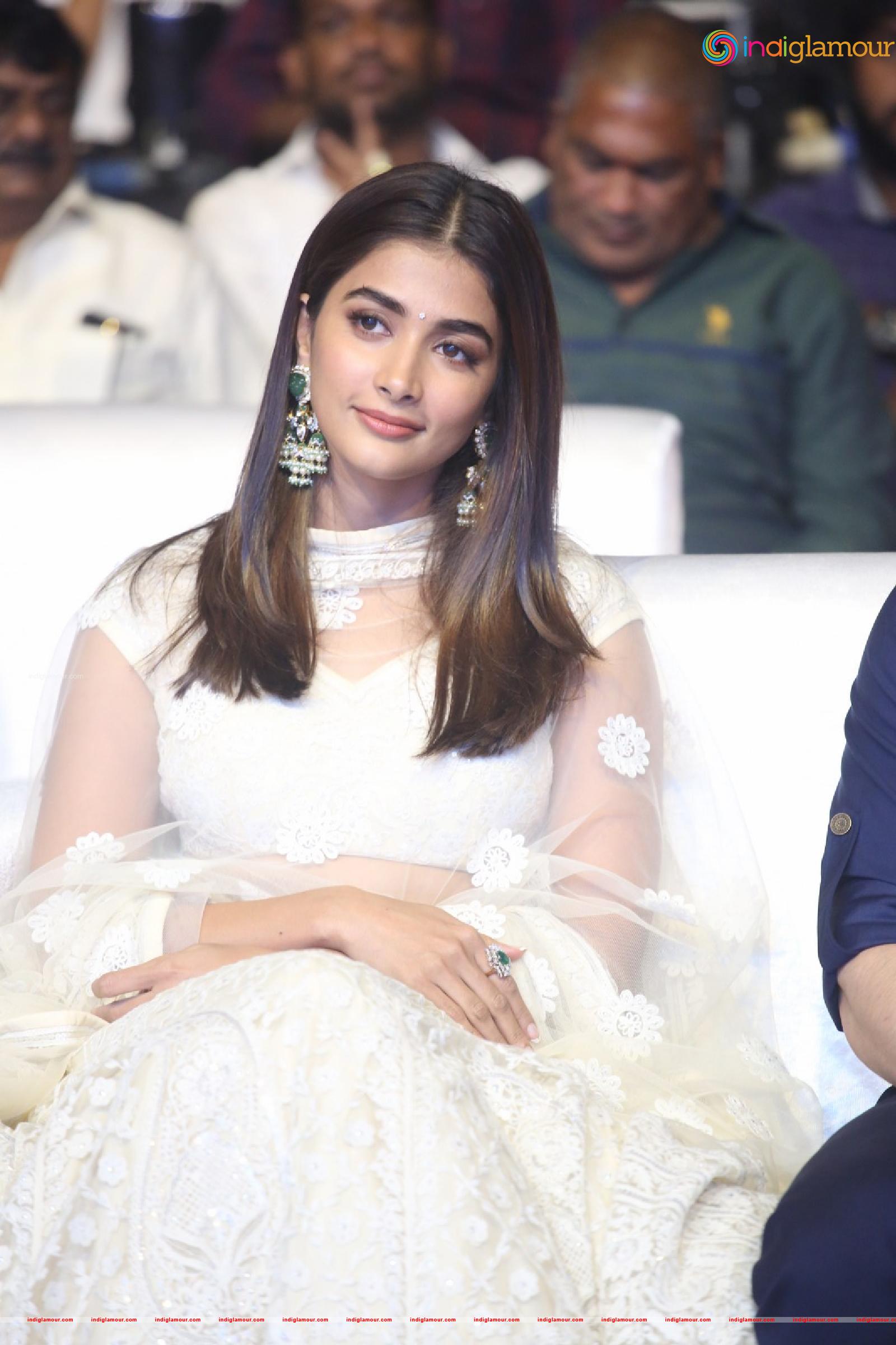 Pooja Hegde Actress hd photo