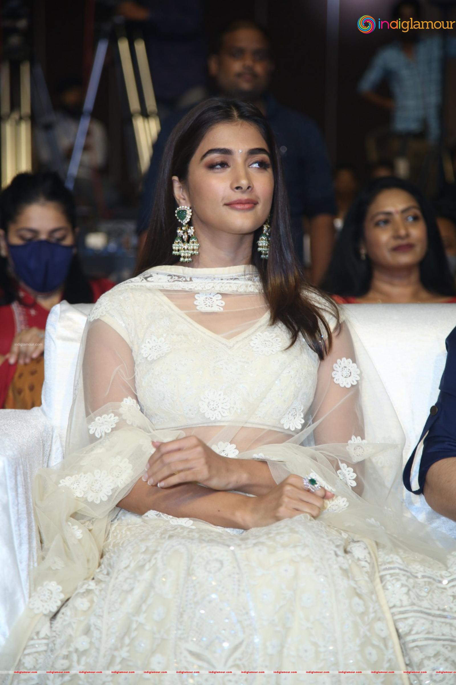 Pooja Hegde Actress hd photo