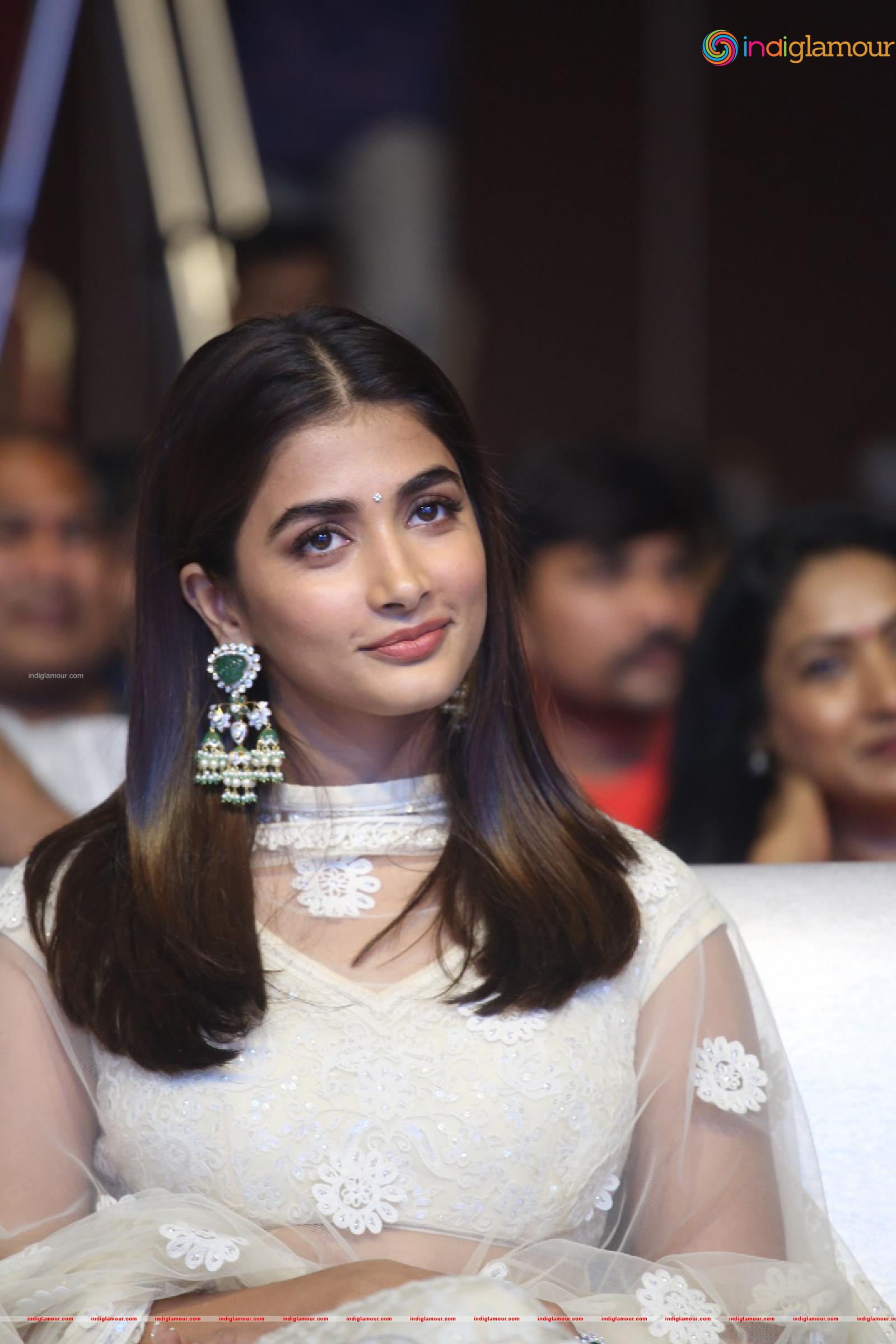 Pooja Hegde Actress hd photo