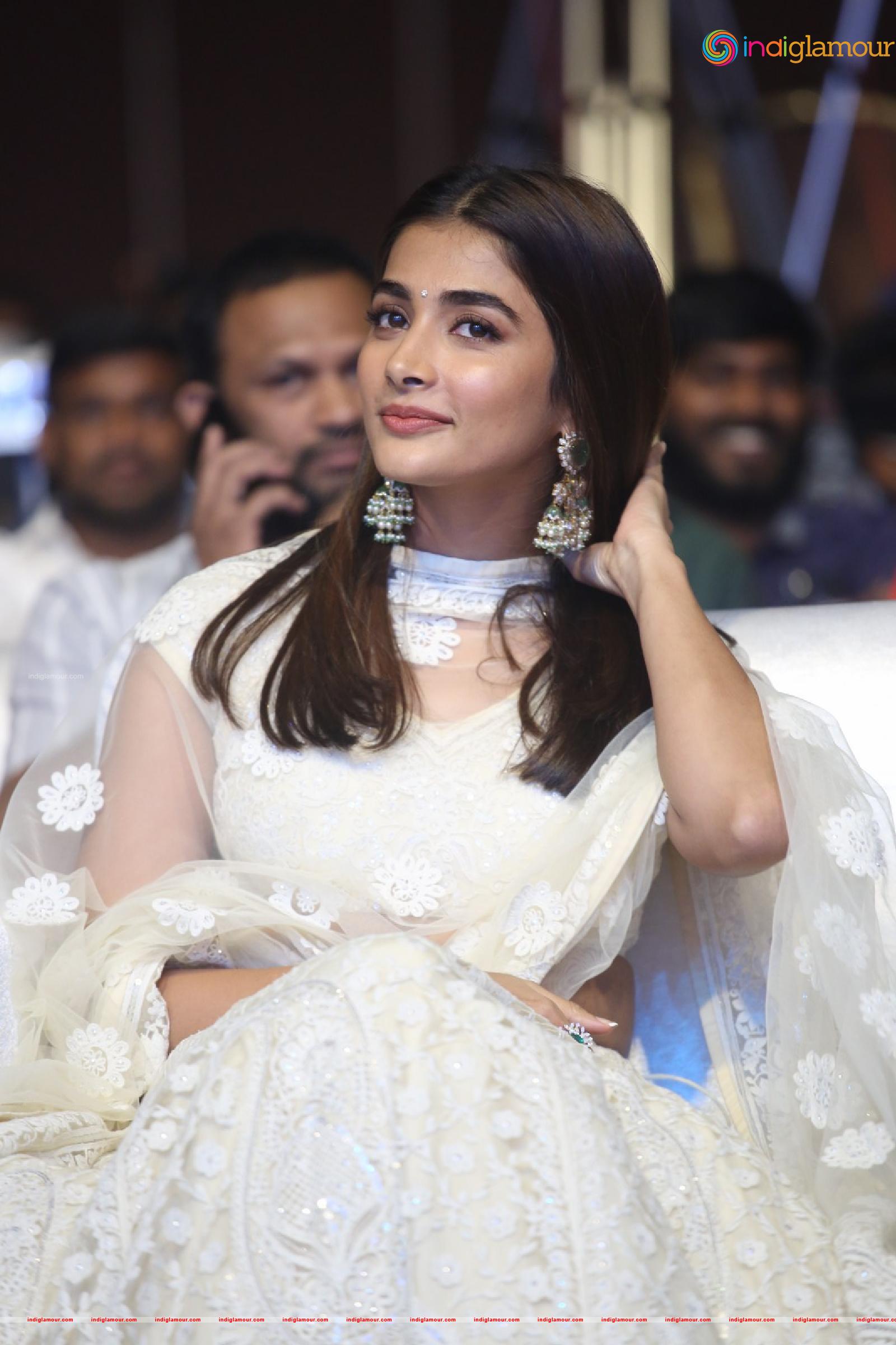 Pooja Hegde Actress hd photo