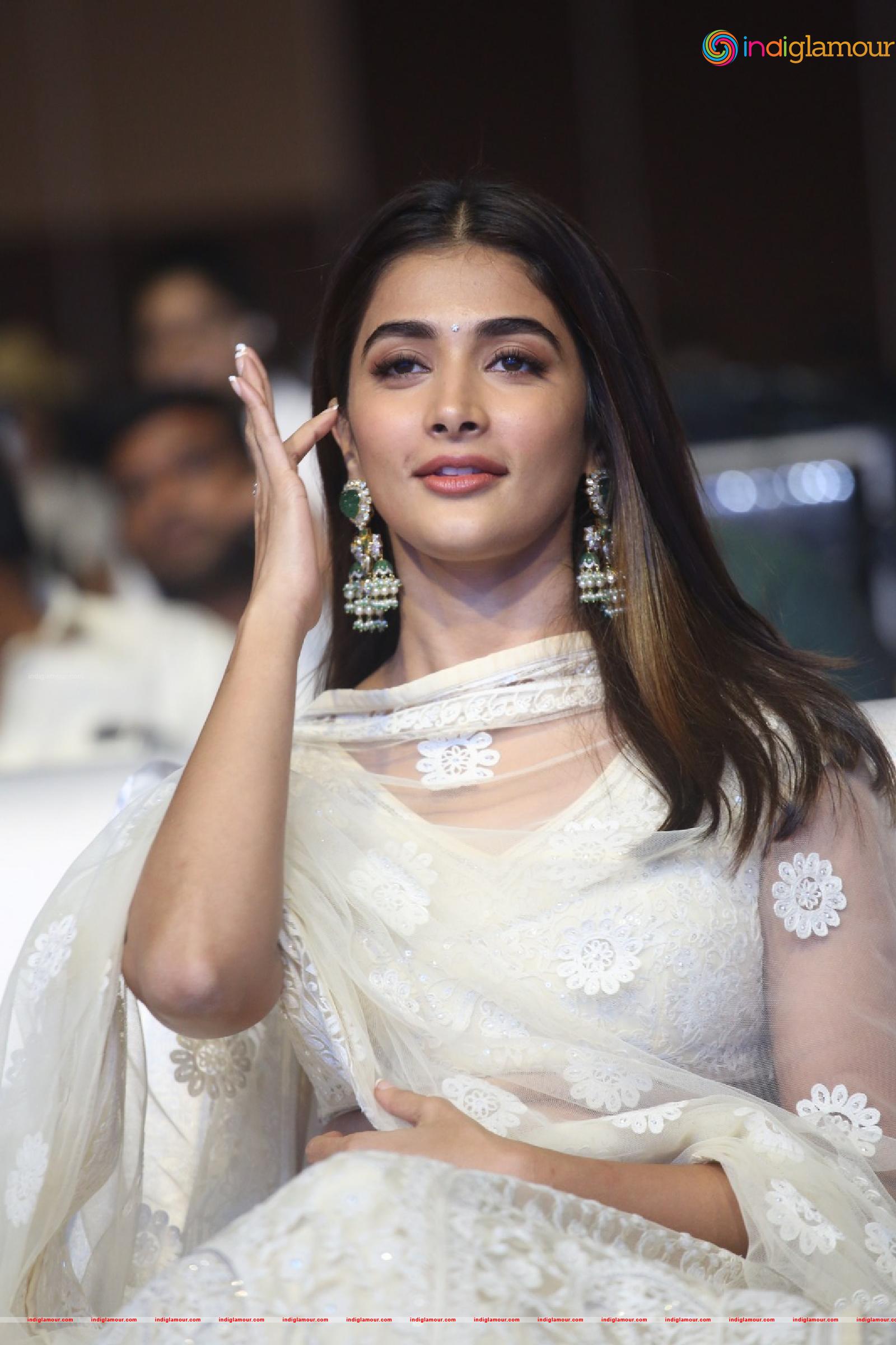 Pooja Hegde Actress hd photo