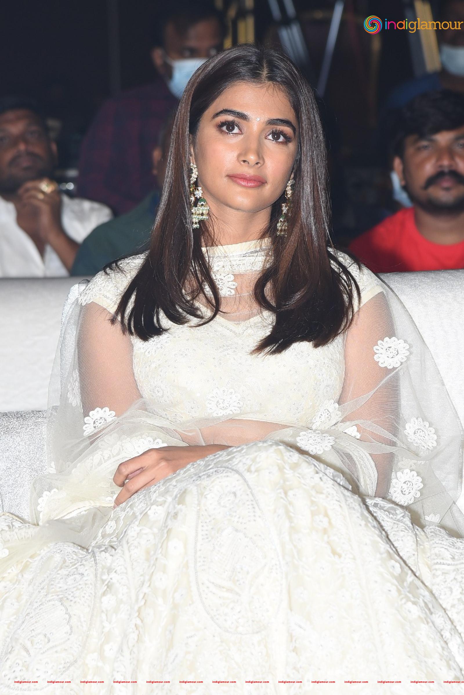 Pooja Hegde Actress hd photo