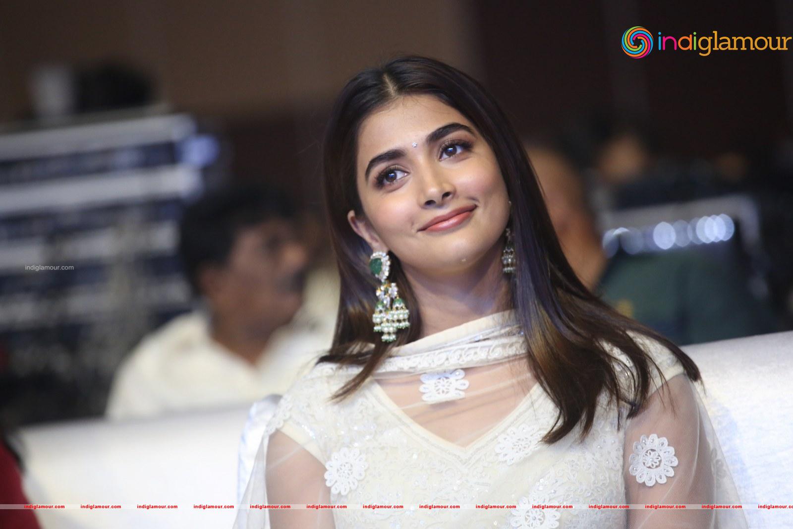 Pooja Hegde Actress hd photo