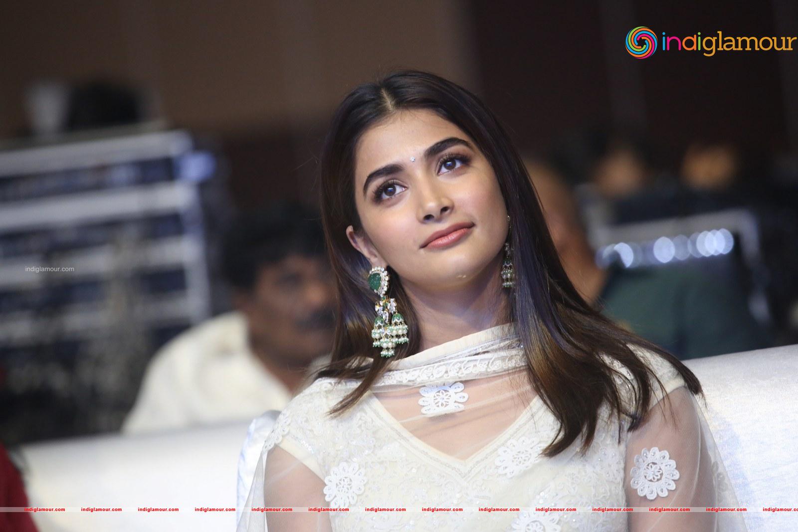 Pooja Hegde Actress hd photo