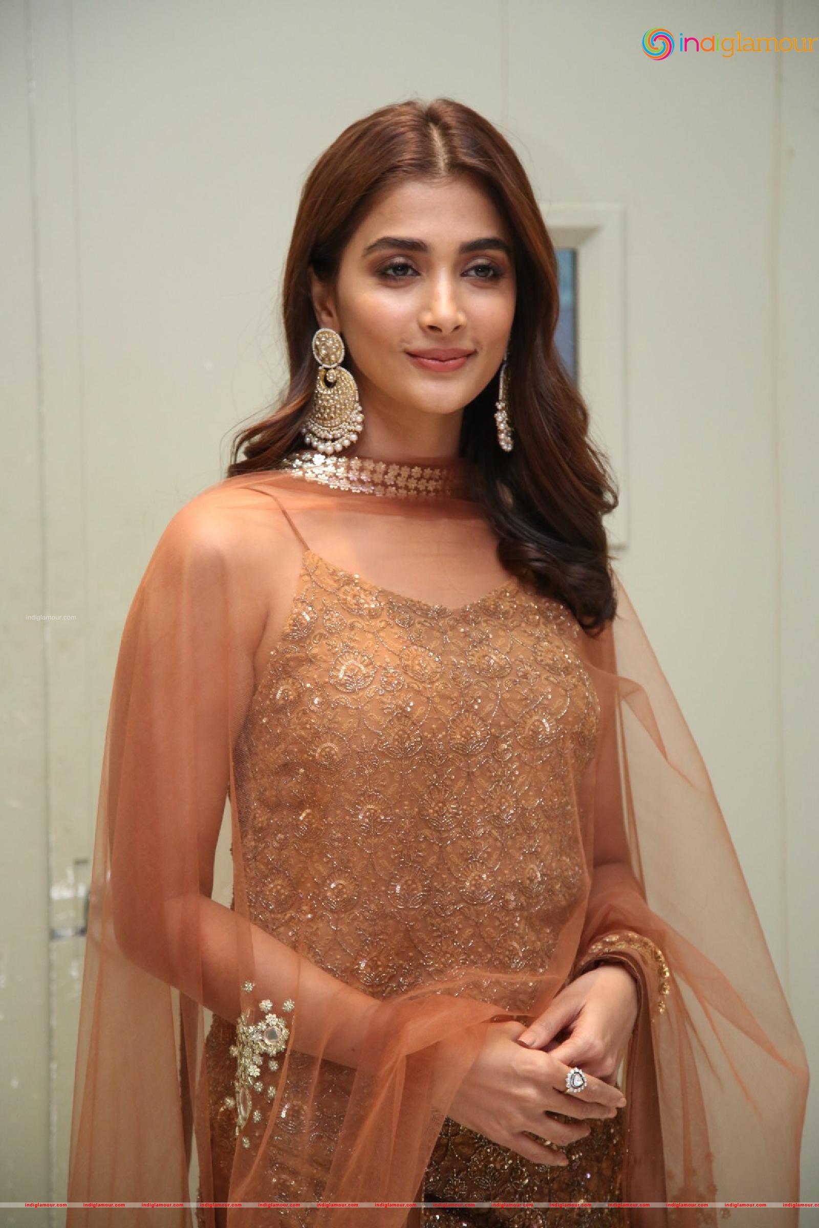 Pooja Hegde Actress hd photo