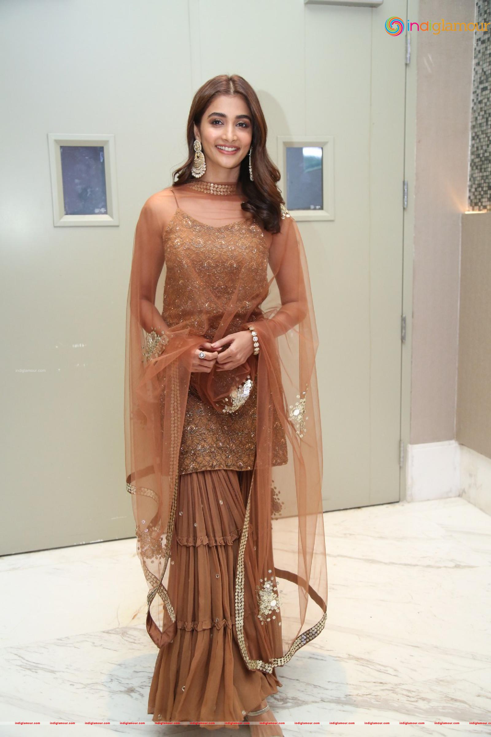 Pooja Hegde Actress hd photo