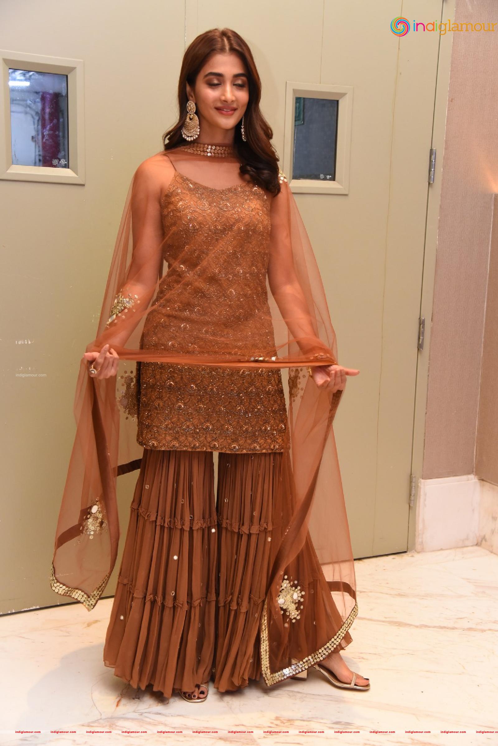 Pooja Hegde Actress hd photo