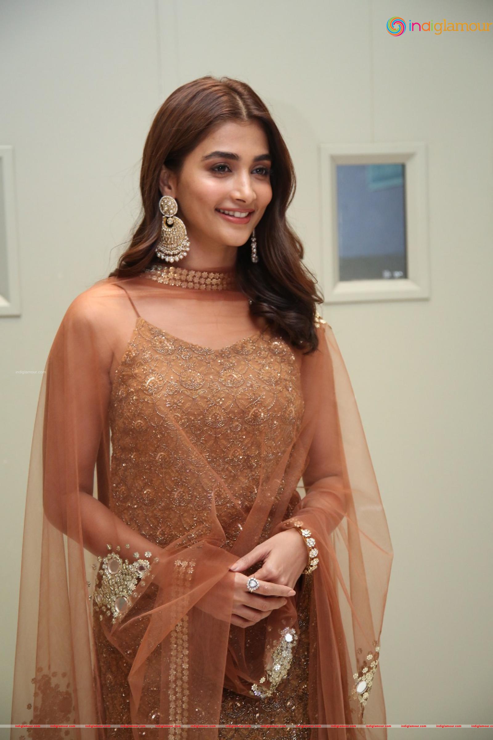 Pooja Hegde Actress hd photo