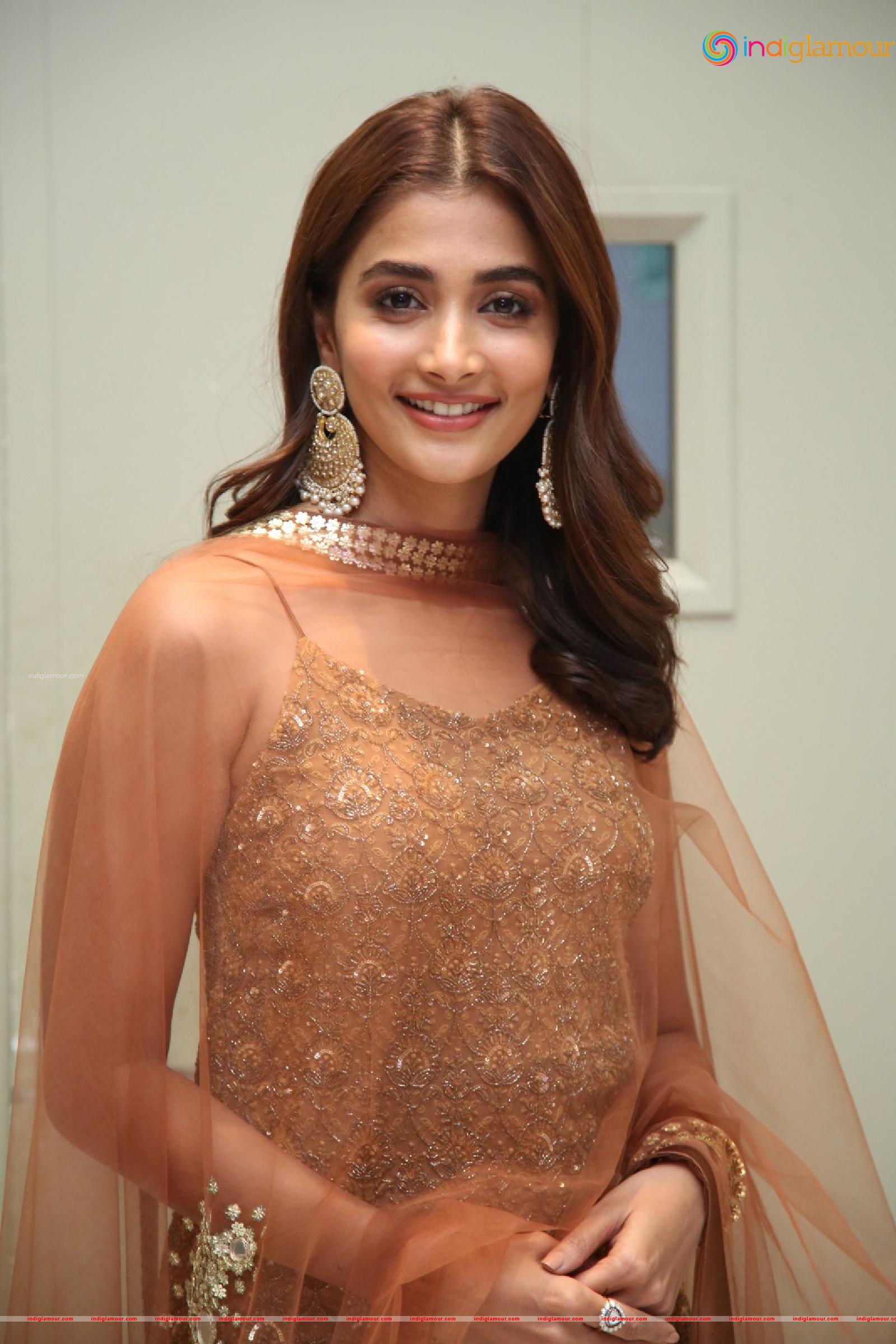 Pooja Hegde Actress hd photo