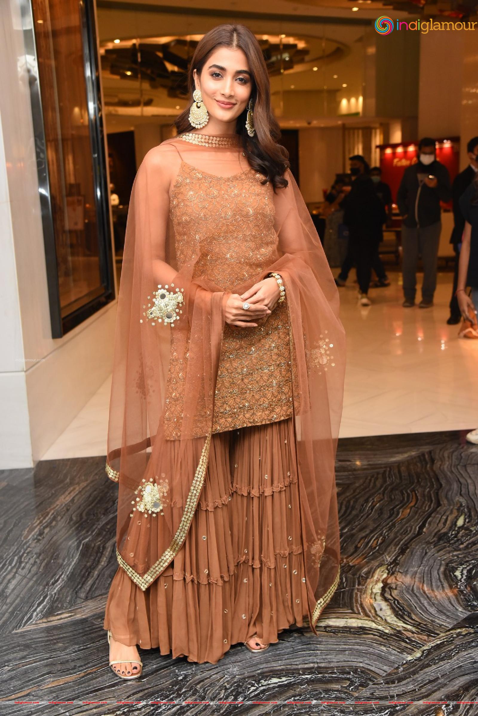 Pooja Hegde Actress hd photo