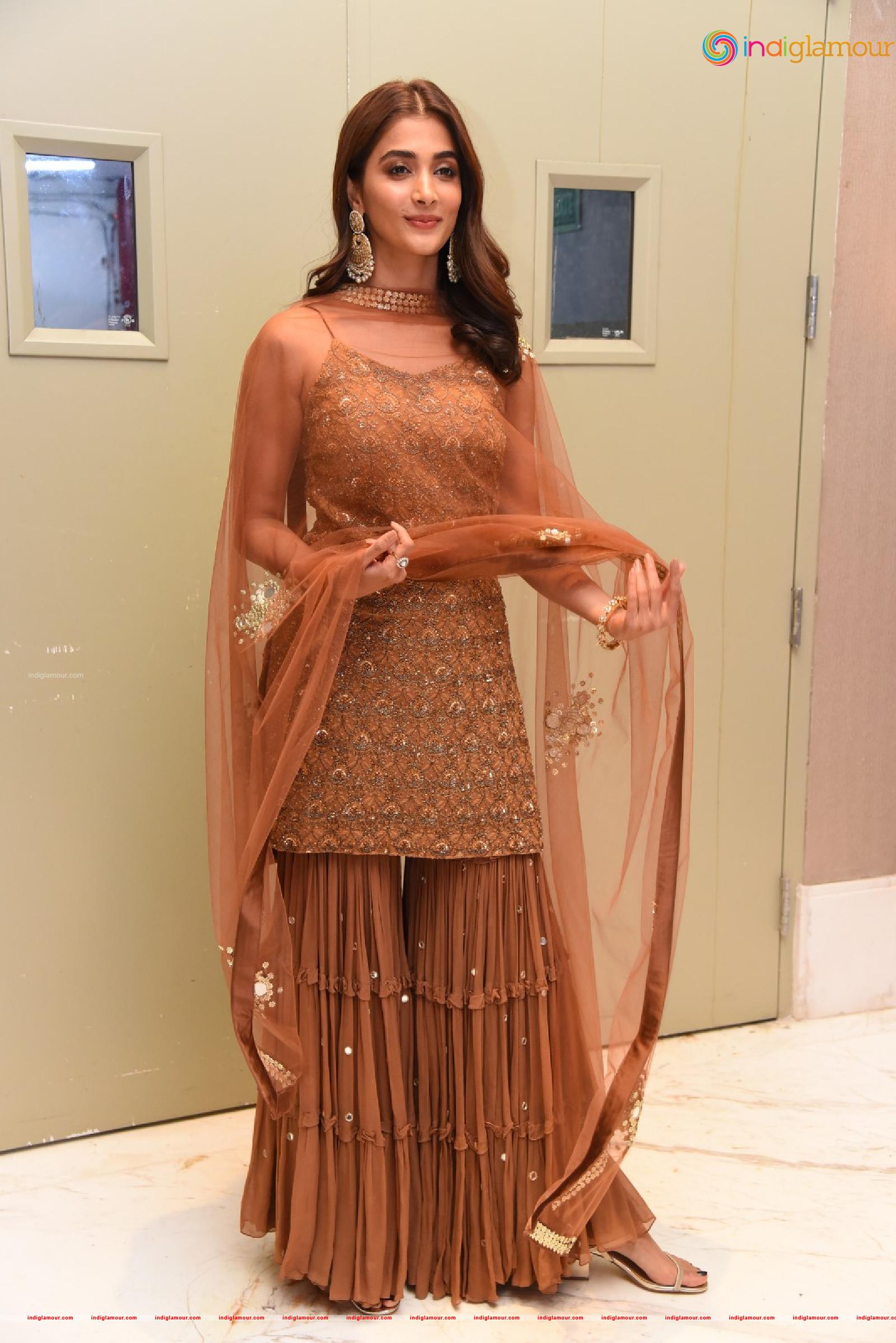 Pooja Hegde Actress hd photo