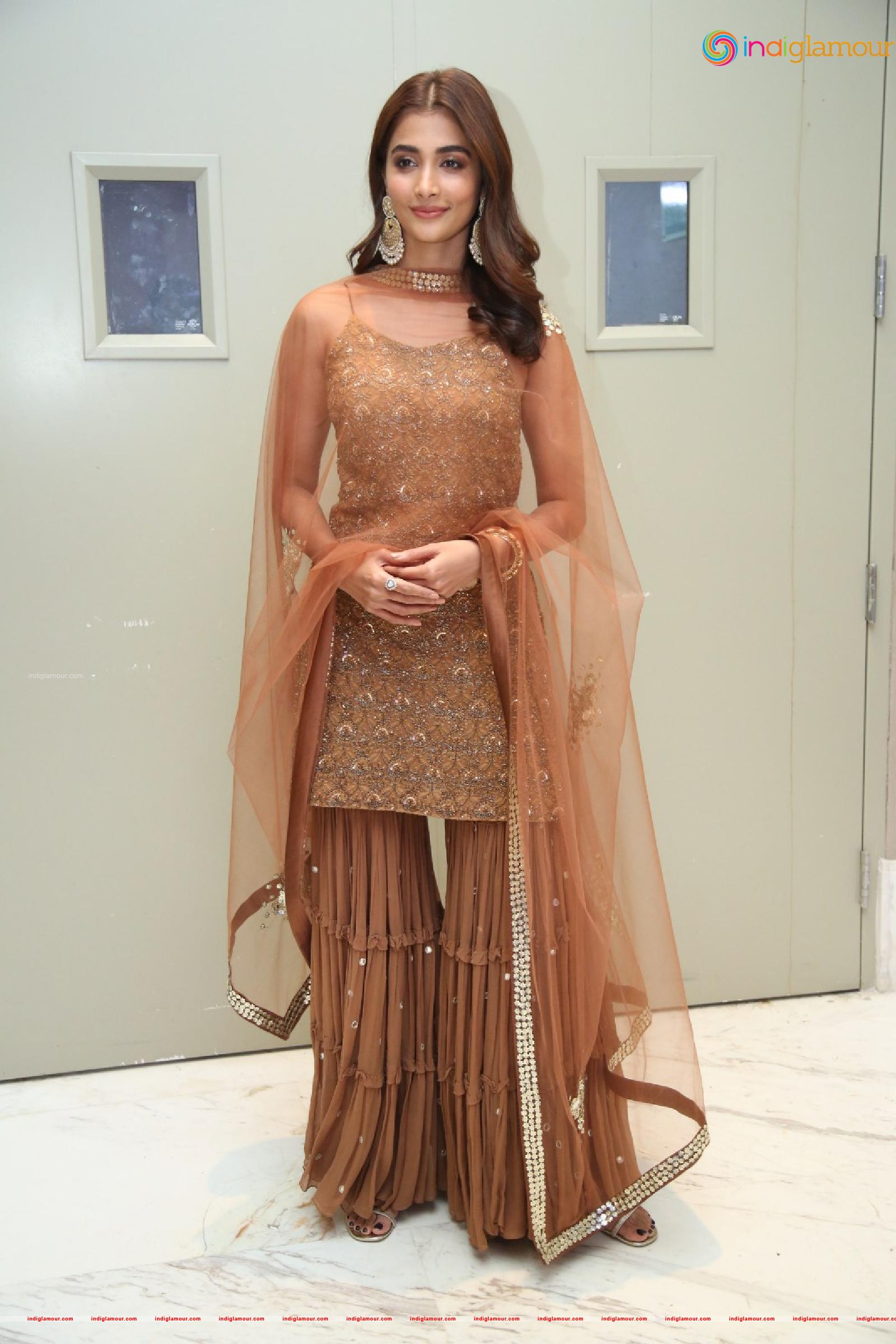 Pooja Hegde Actress hd photo