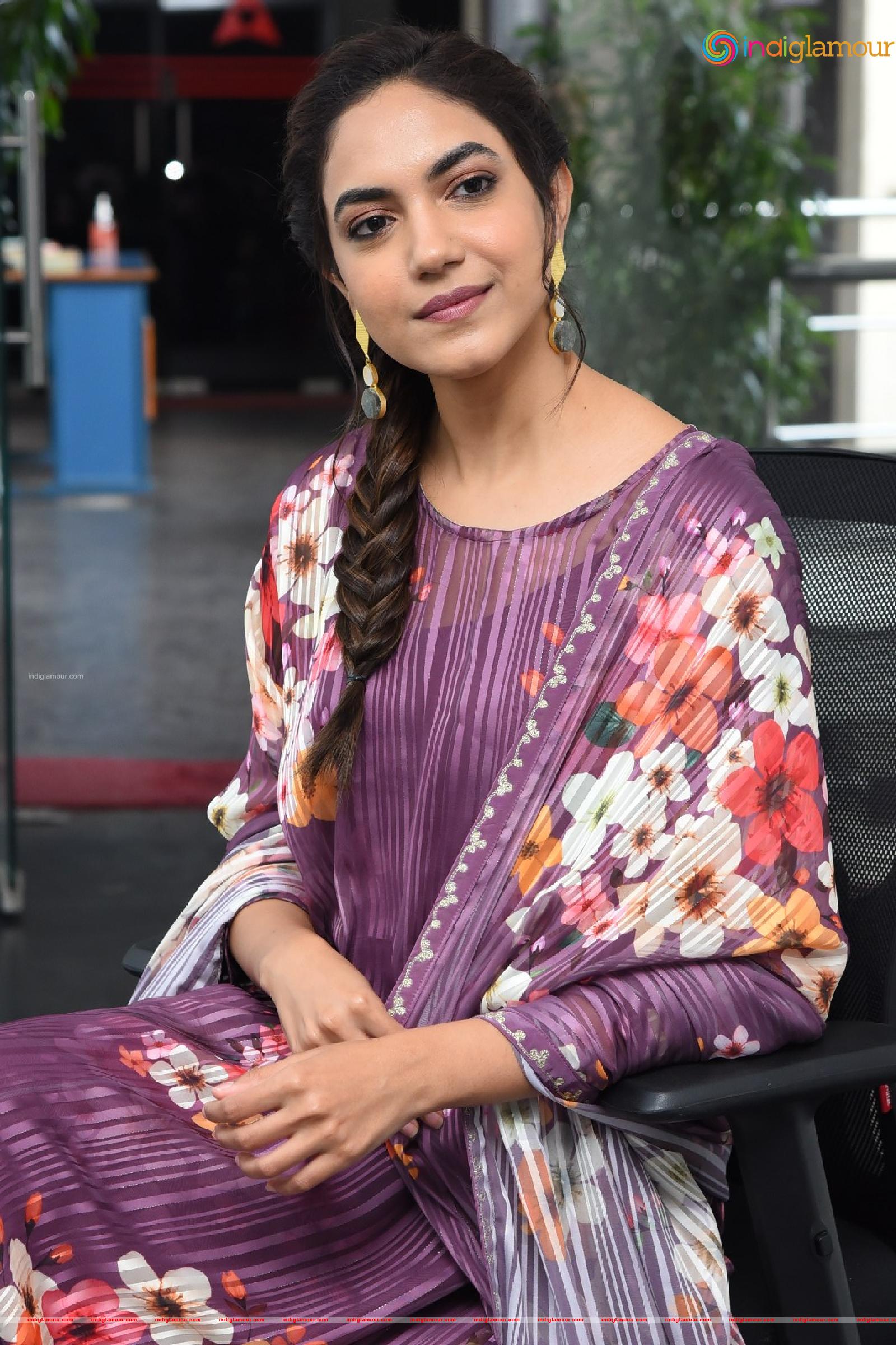 Ritu Varma Actress hd photo