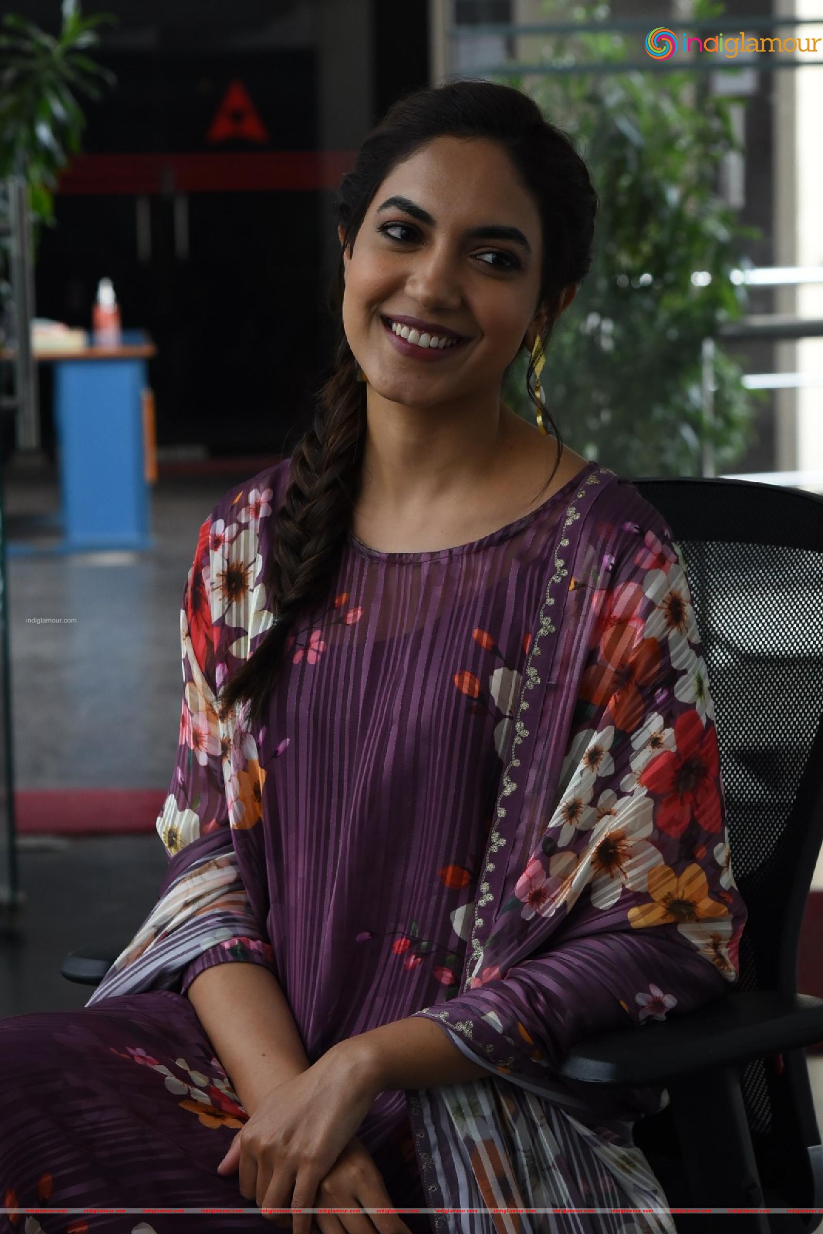 Ritu Varma Actress hd photo