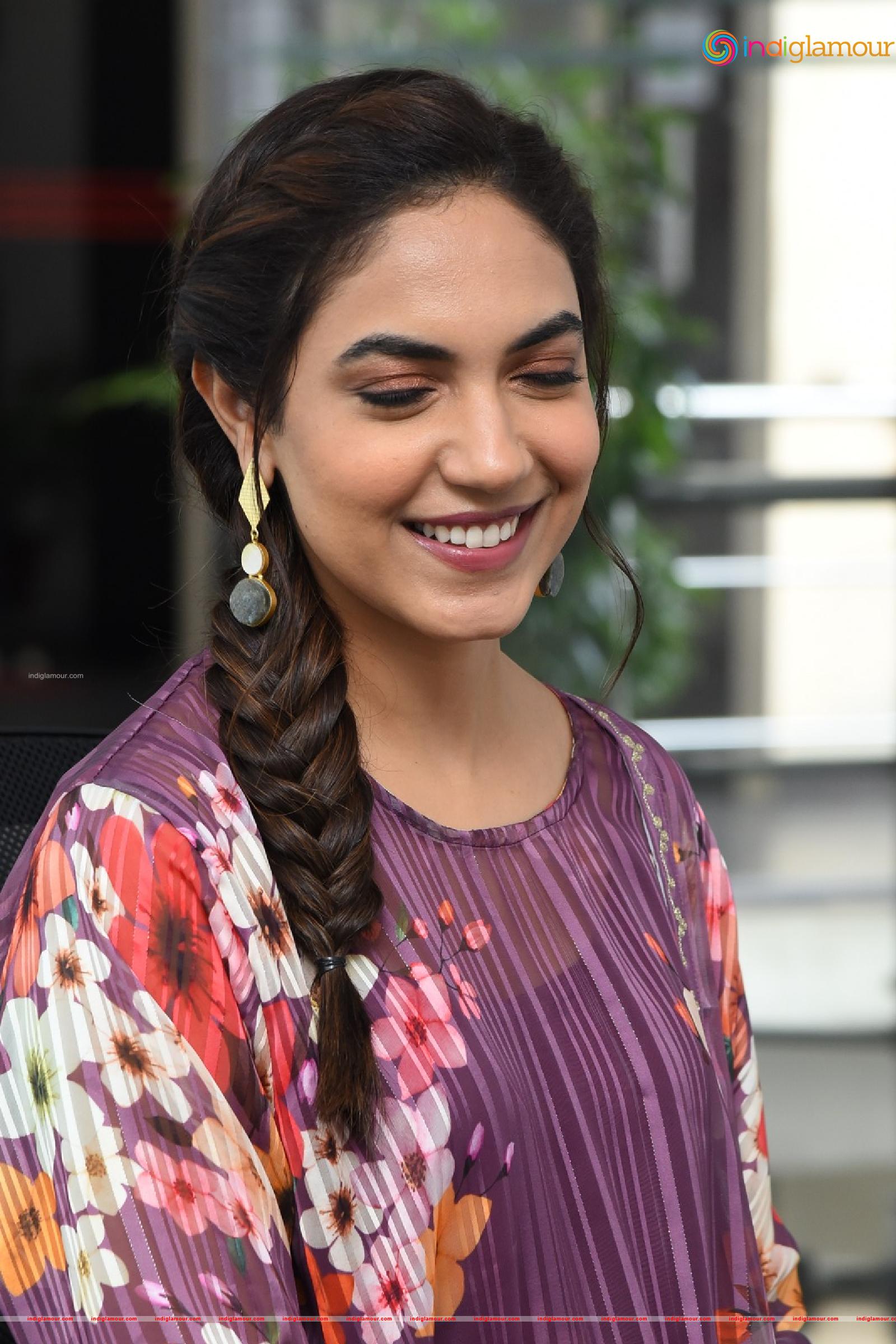 Ritu Varma Actress hd photo