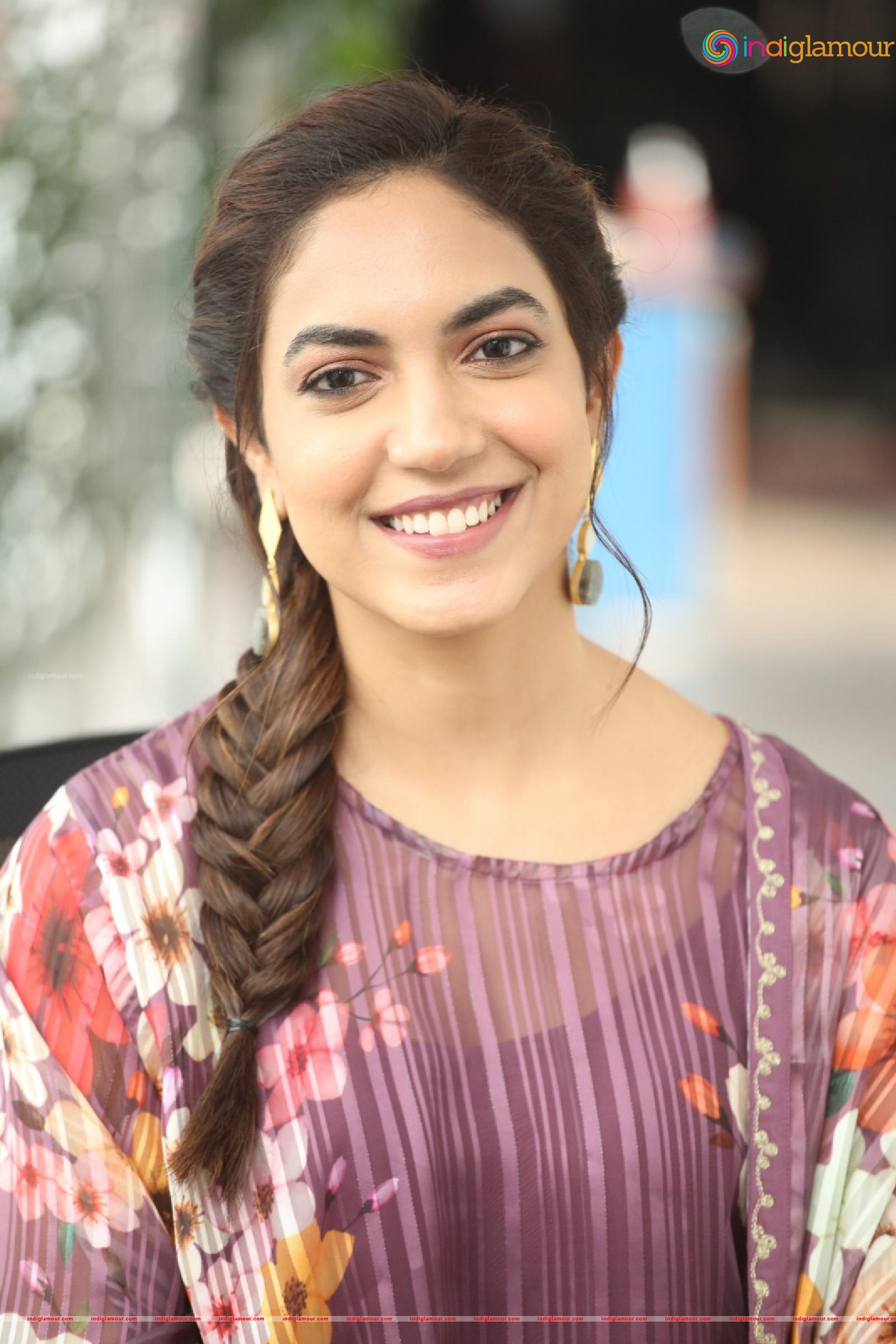 Ritu Varma Actress hd photo