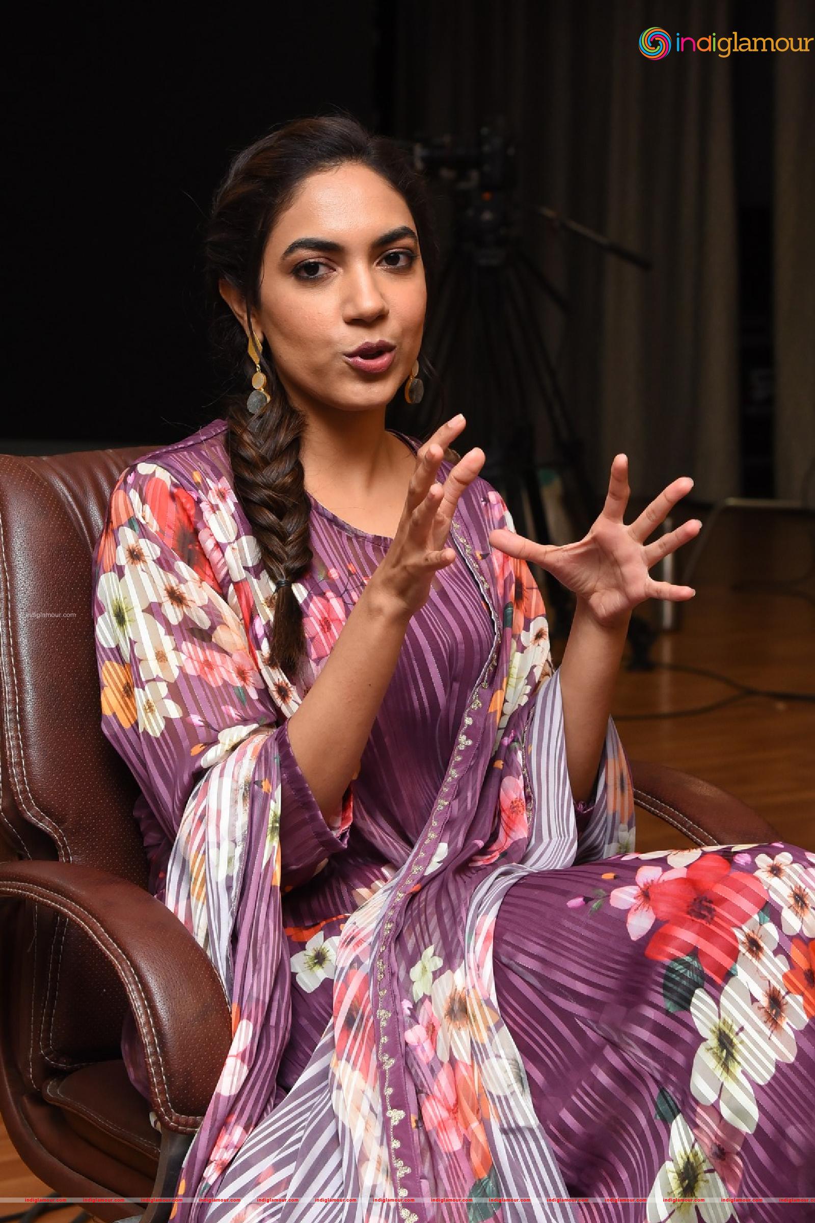 Ritu Varma Actress hd photo