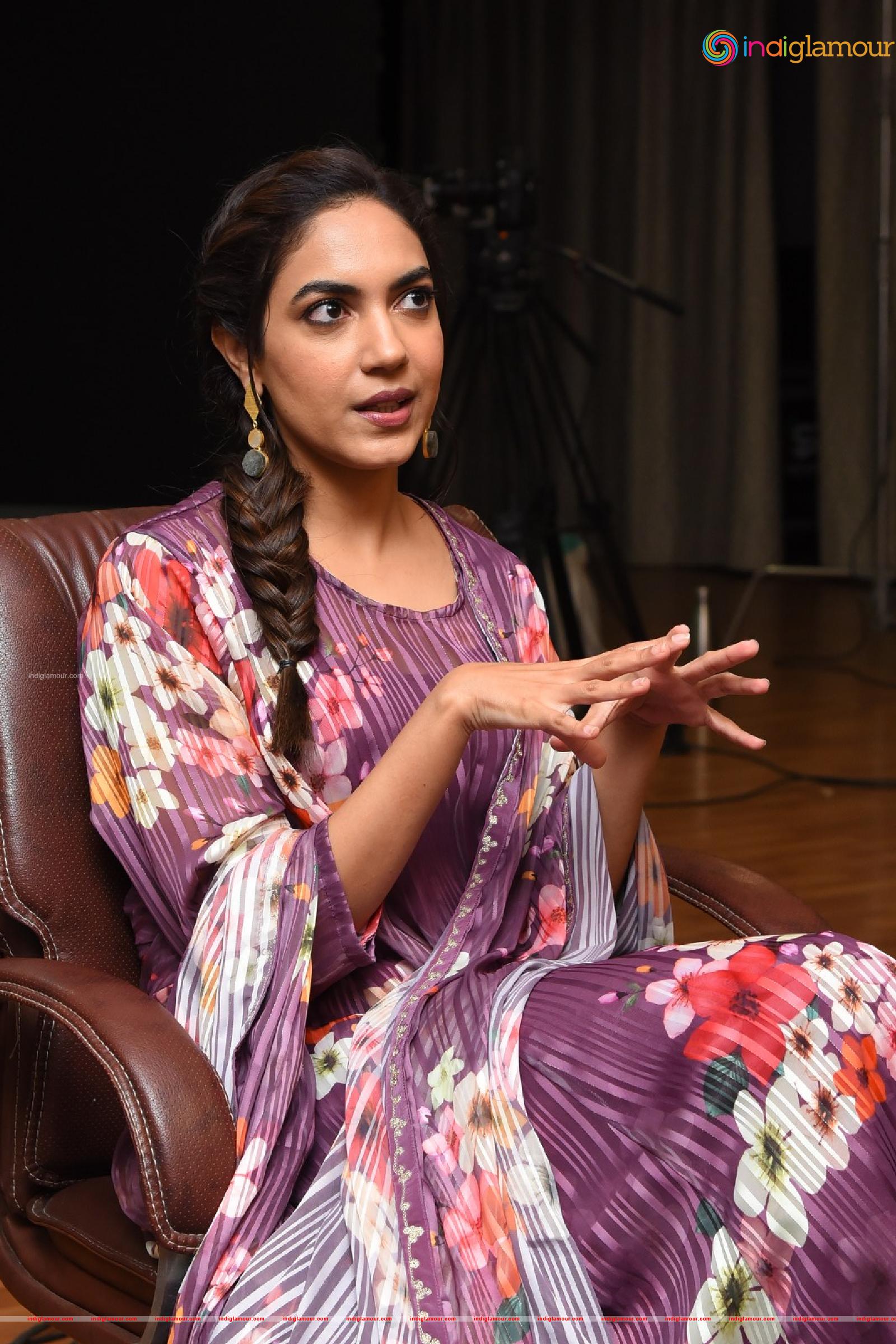Ritu Varma Actress hd photo