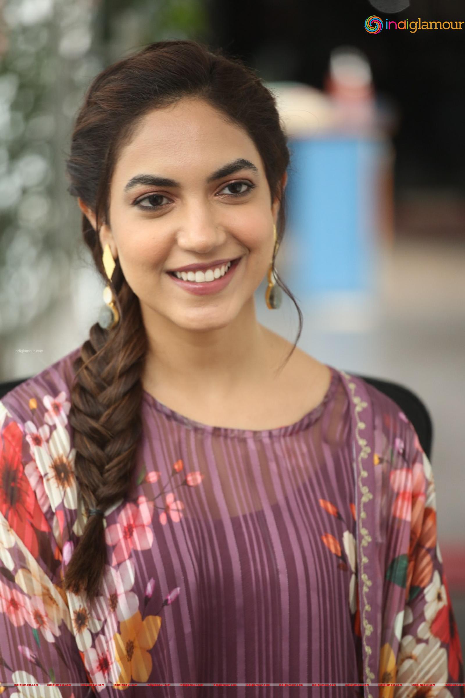 Ritu Varma Actress hd photo